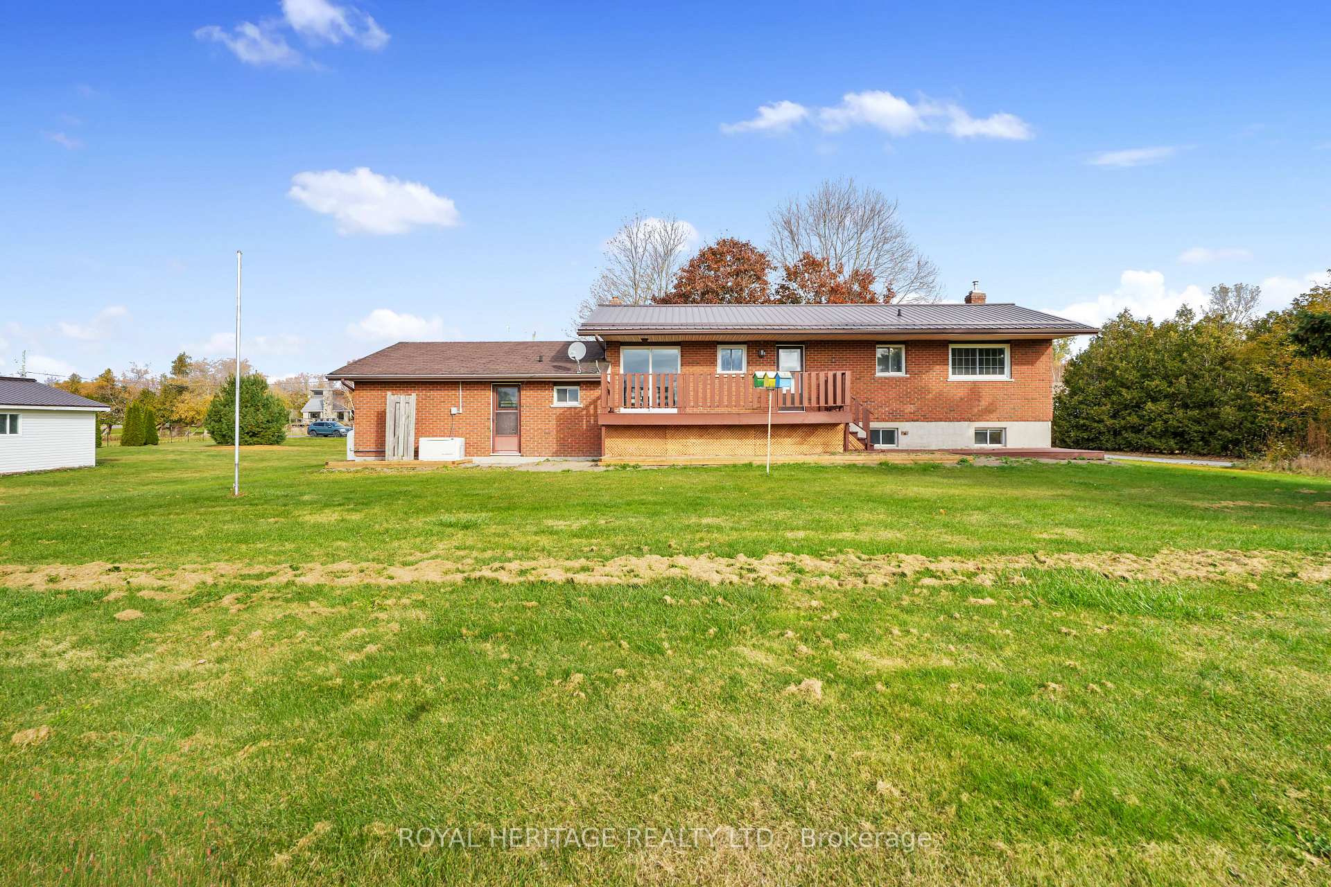 Photo 11 of 223 Lakeshore Road, Brighton, Rural Brighton — HOMEH