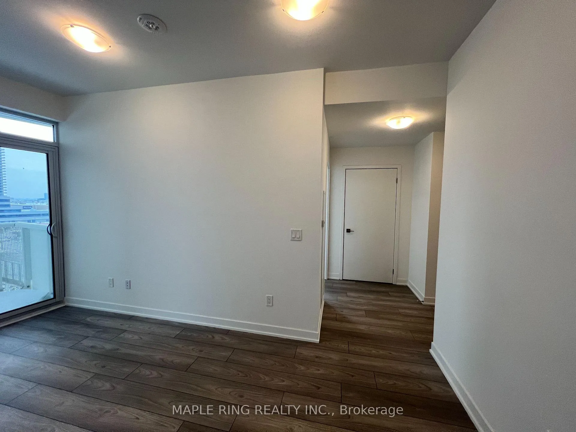 Photo 7 of Unit 722, 498 Caldari Road, Vaughan, Concord — HOMEH