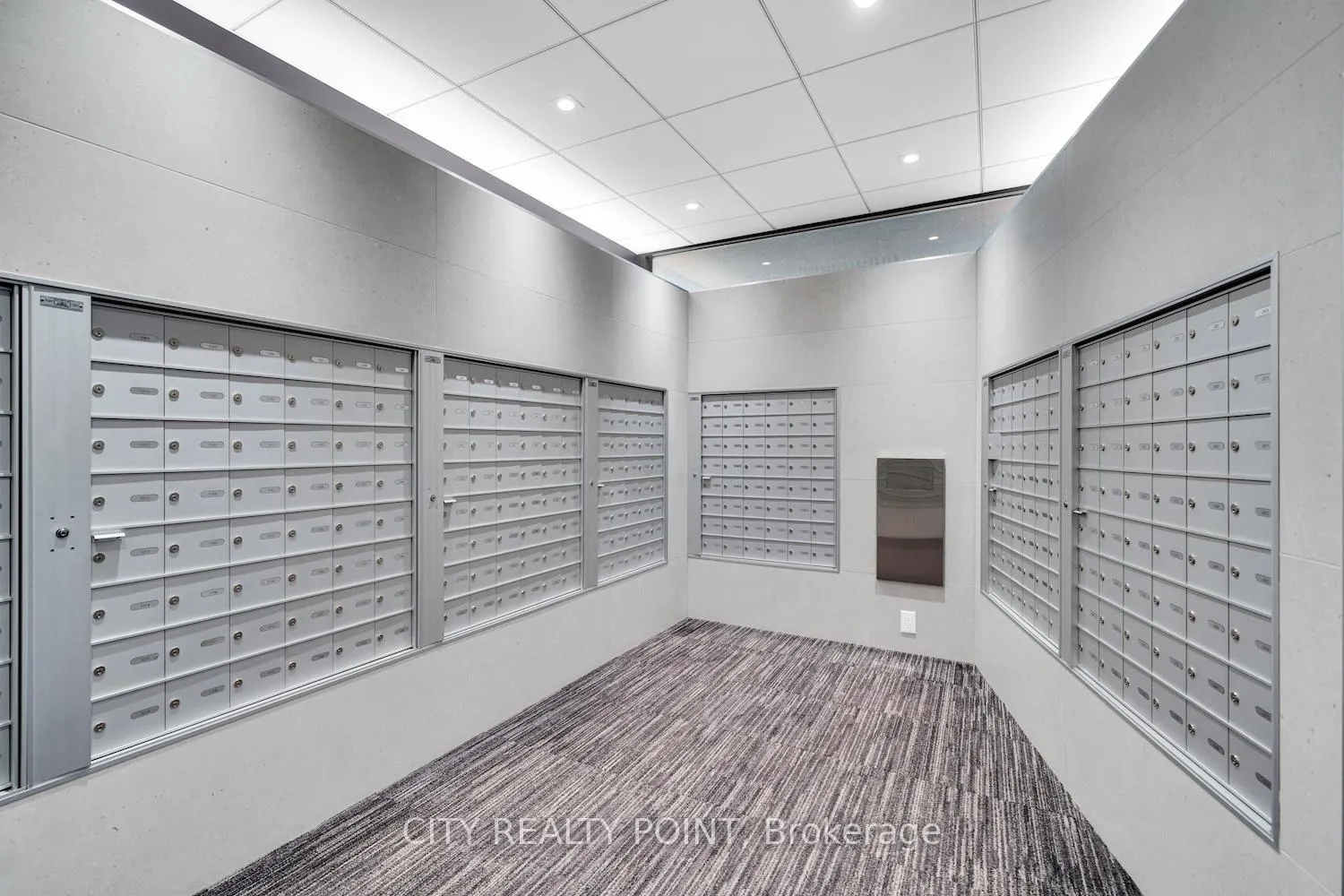 Photo 19 of Unit 902, 33 Isabella Street, Toronto, Church-Yonge Corridor — HOMEH