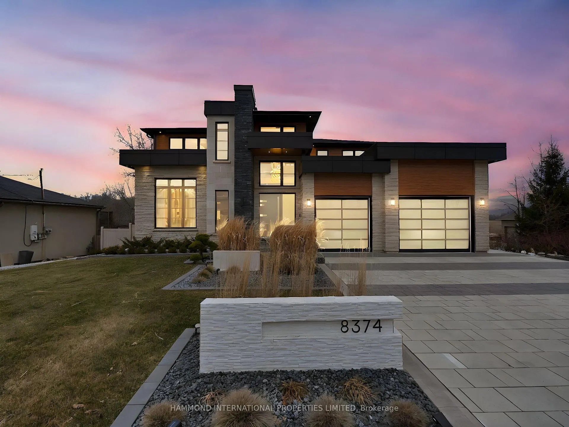 Photo 1 of 8374 Dickenson Road, Hamilton, Ancaster — HOMEH