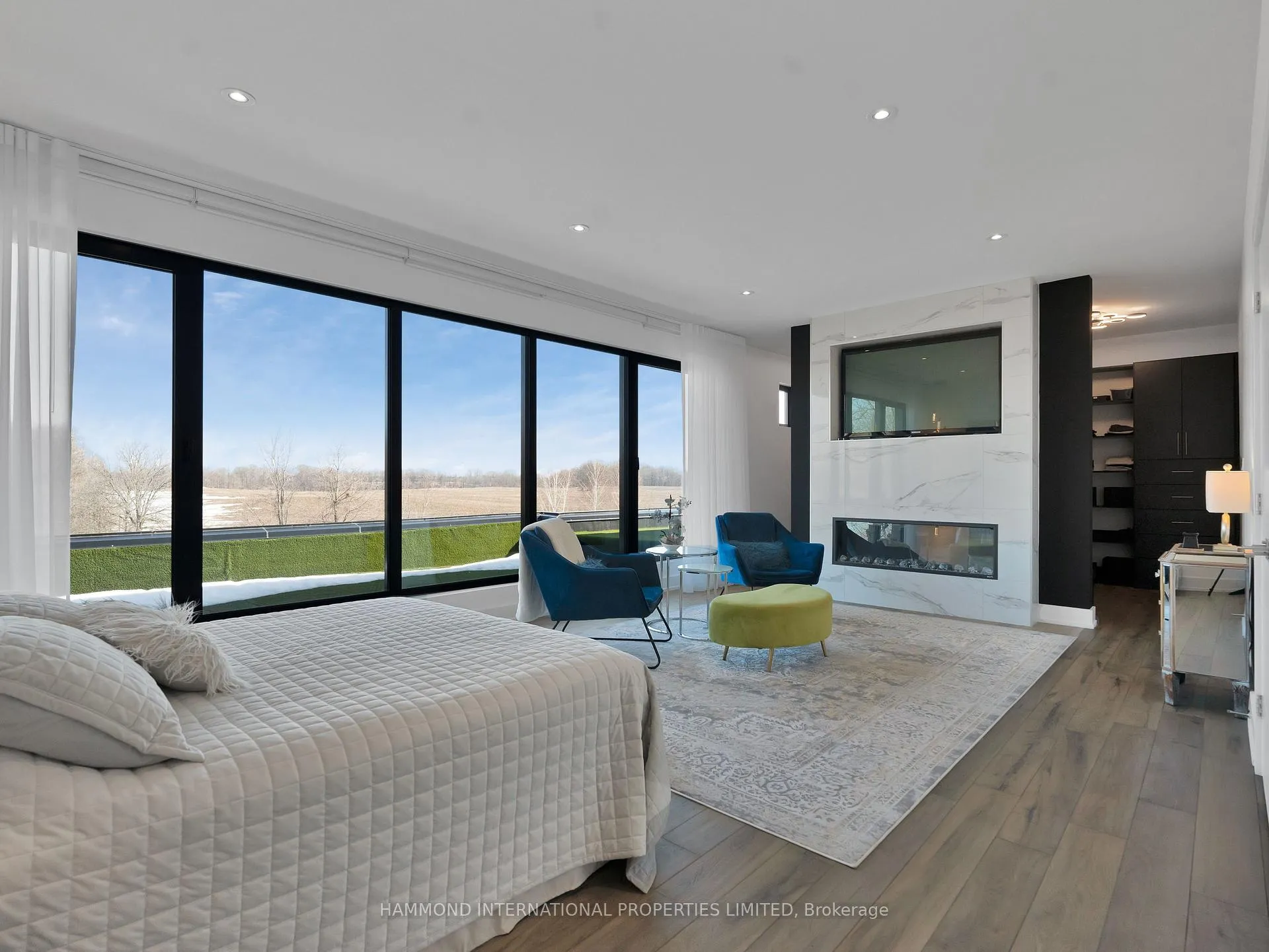 Photo 24 of 8374 Dickenson Road, Hamilton, Ancaster — HOMEH