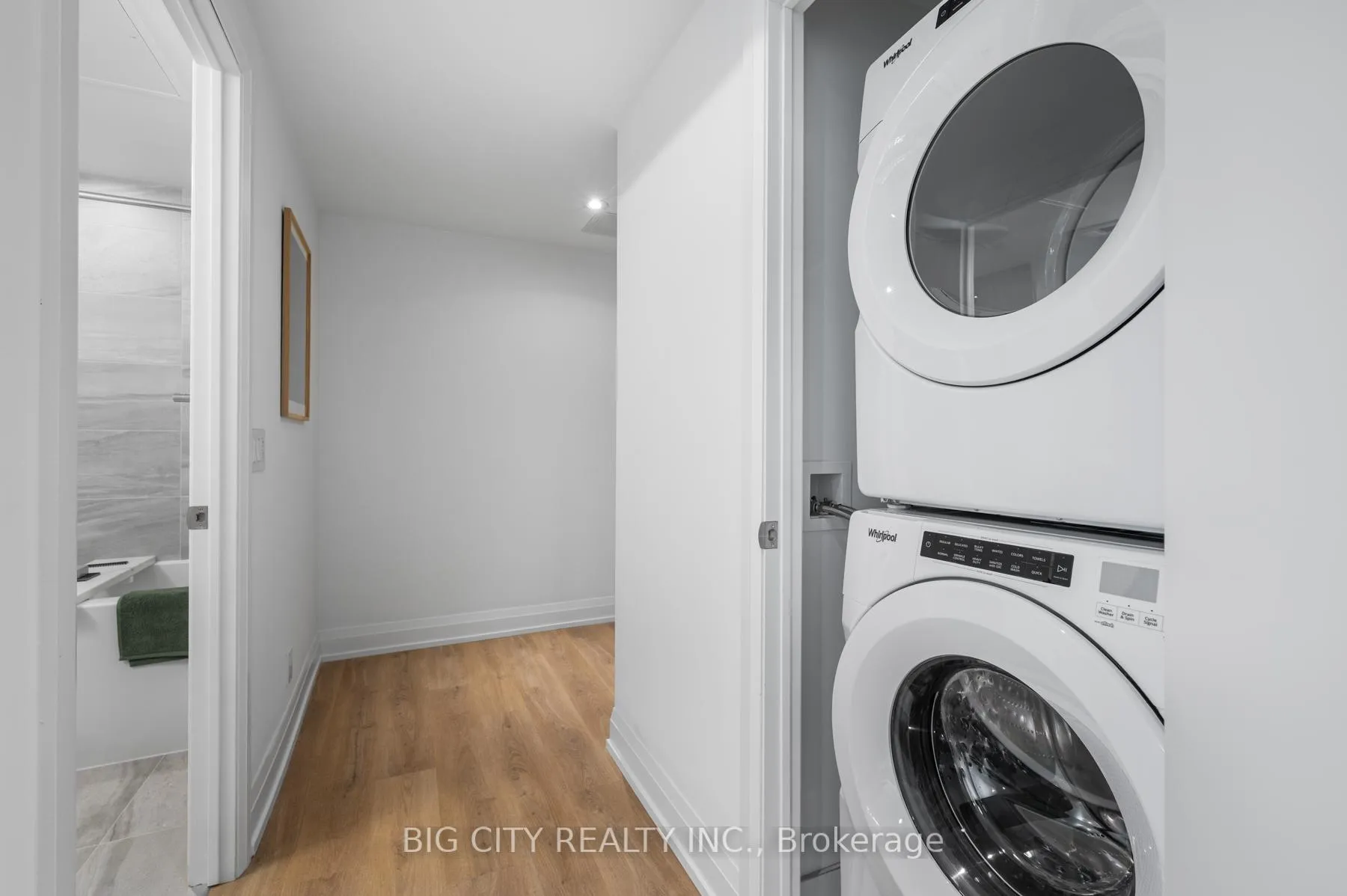 Photo 24 of Unit 309, 36 Brentcliffe Road, Toronto, Thorncliffe Park — HOMEH