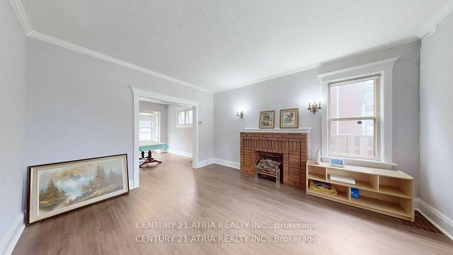 Photo 5 of 149 Adelaide Avenue E, Oshawa, O'Neill — HOMEH