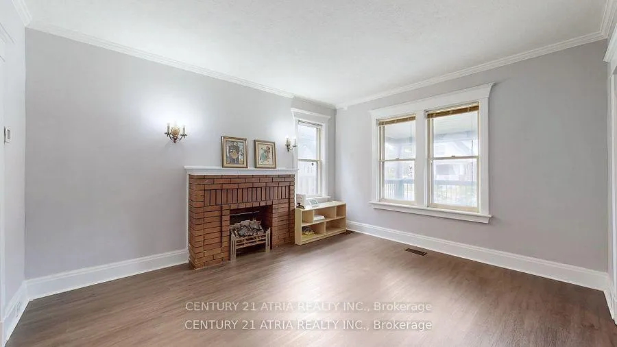 Photo 6 of 149 Adelaide Avenue E, Oshawa, O'Neill — HOMEH