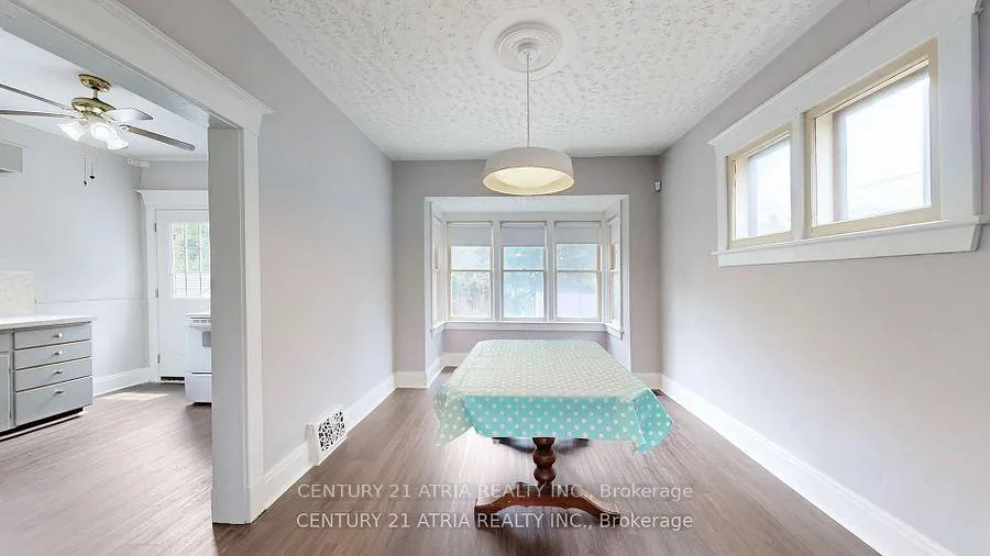 Photo 11 of 149 Adelaide Avenue E, Oshawa, O'Neill — HOMEH