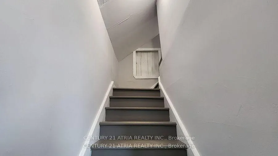 Photo 26 of 149 Adelaide Avenue E, Oshawa, O'Neill — HOMEH