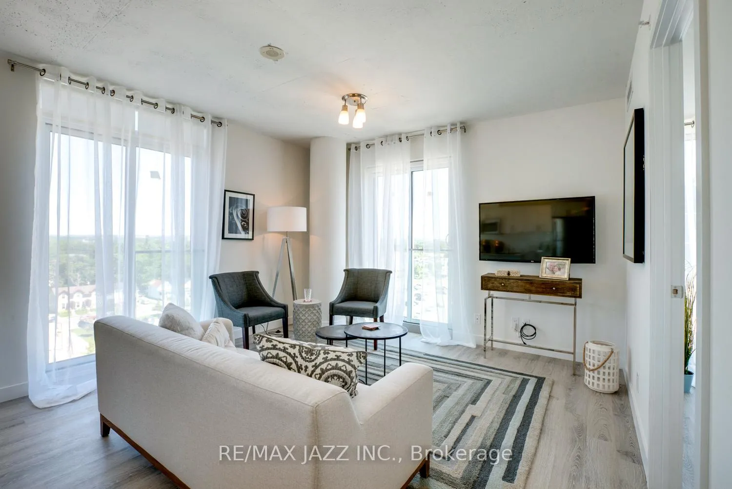 Photo 5 of Unit 1206, 100 Bond Street E, Oshawa, O'Neill — HOMEH