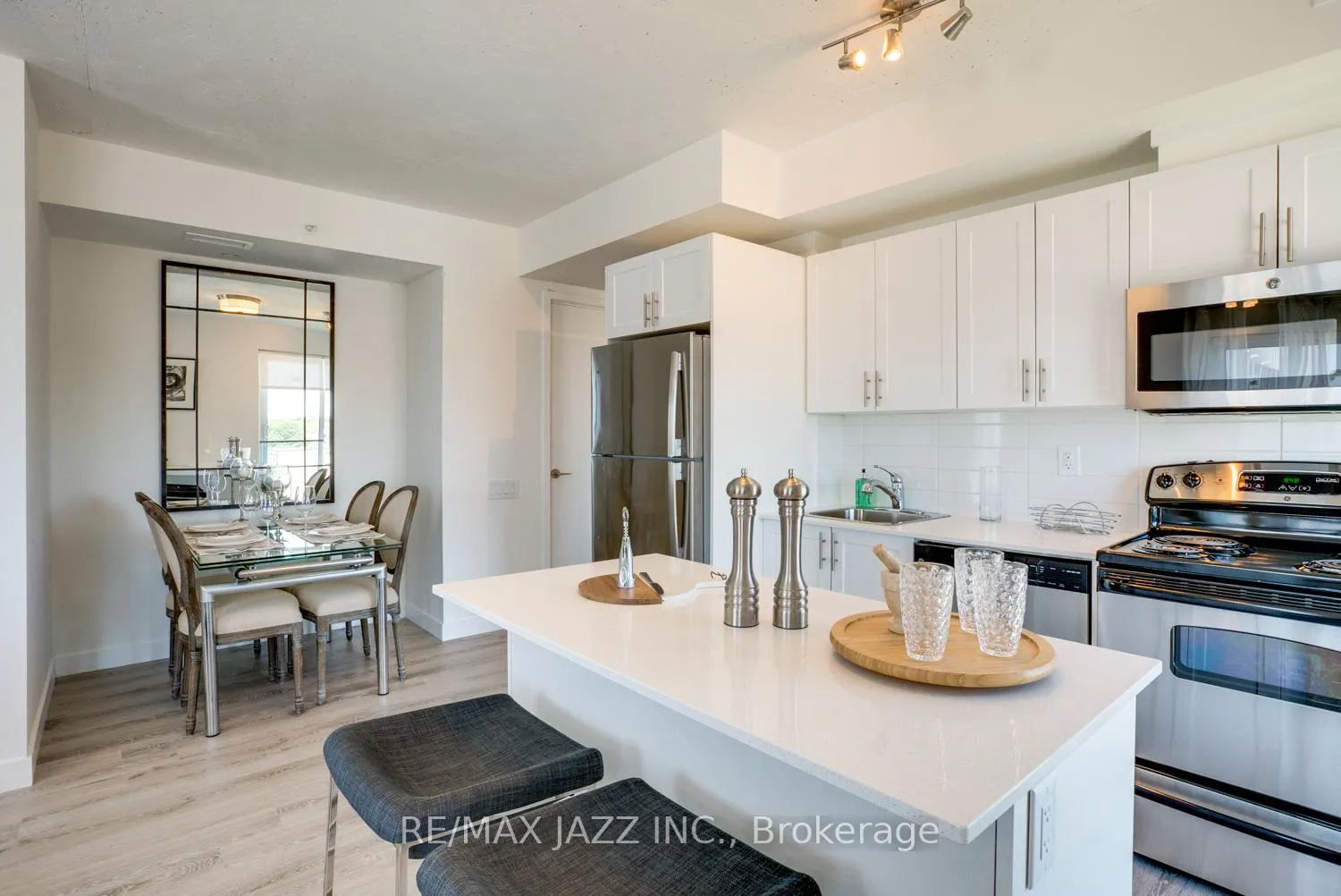 Photo 8 of Unit 1206, 100 Bond Street E, Oshawa, O'Neill — HOMEH