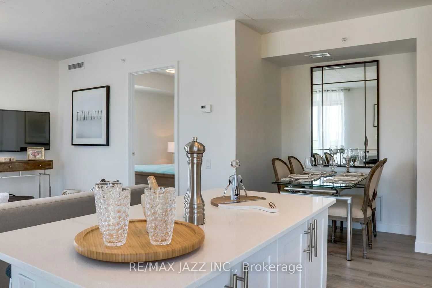 Photo 9 of Unit 1206, 100 Bond Street E, Oshawa, O'Neill — HOMEH