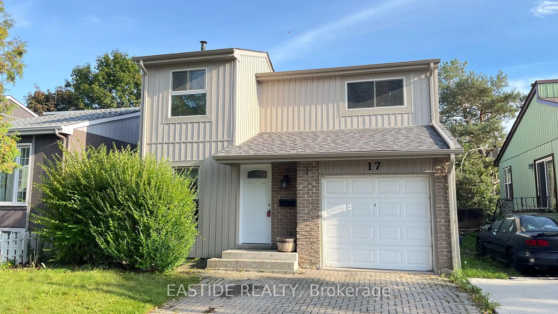 Photo 2 of Unit 27, 17 Lucas Lane, Ajax, South West — HOMEH
