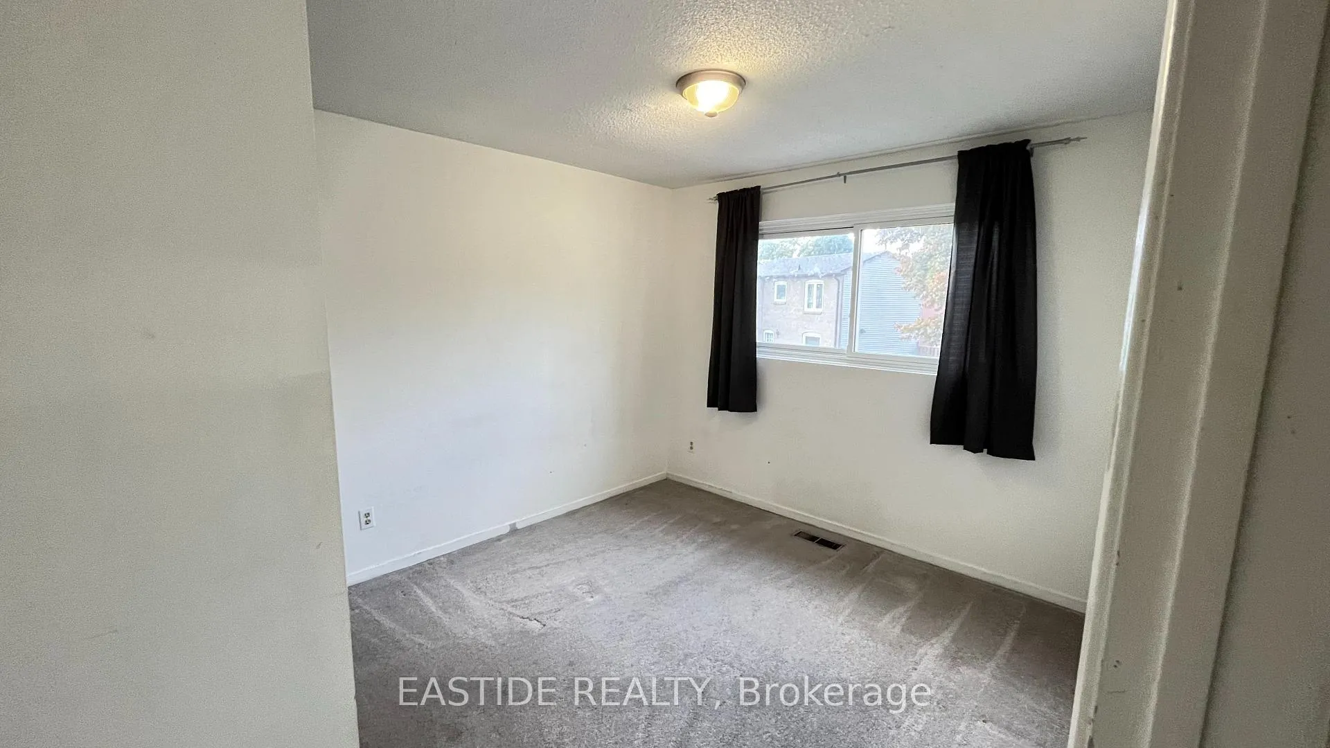 Photo 12 of Unit 27, 17 Lucas Lane, Ajax, South West — HOMEH