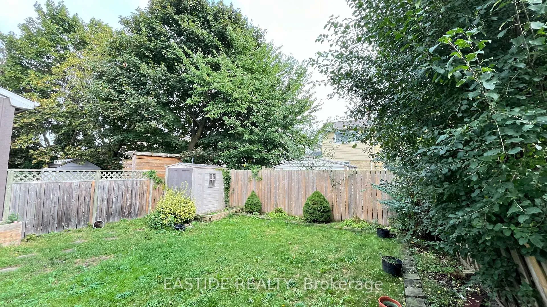 Photo 20 of Unit 27, 17 Lucas Lane, Ajax, South West — HOMEH