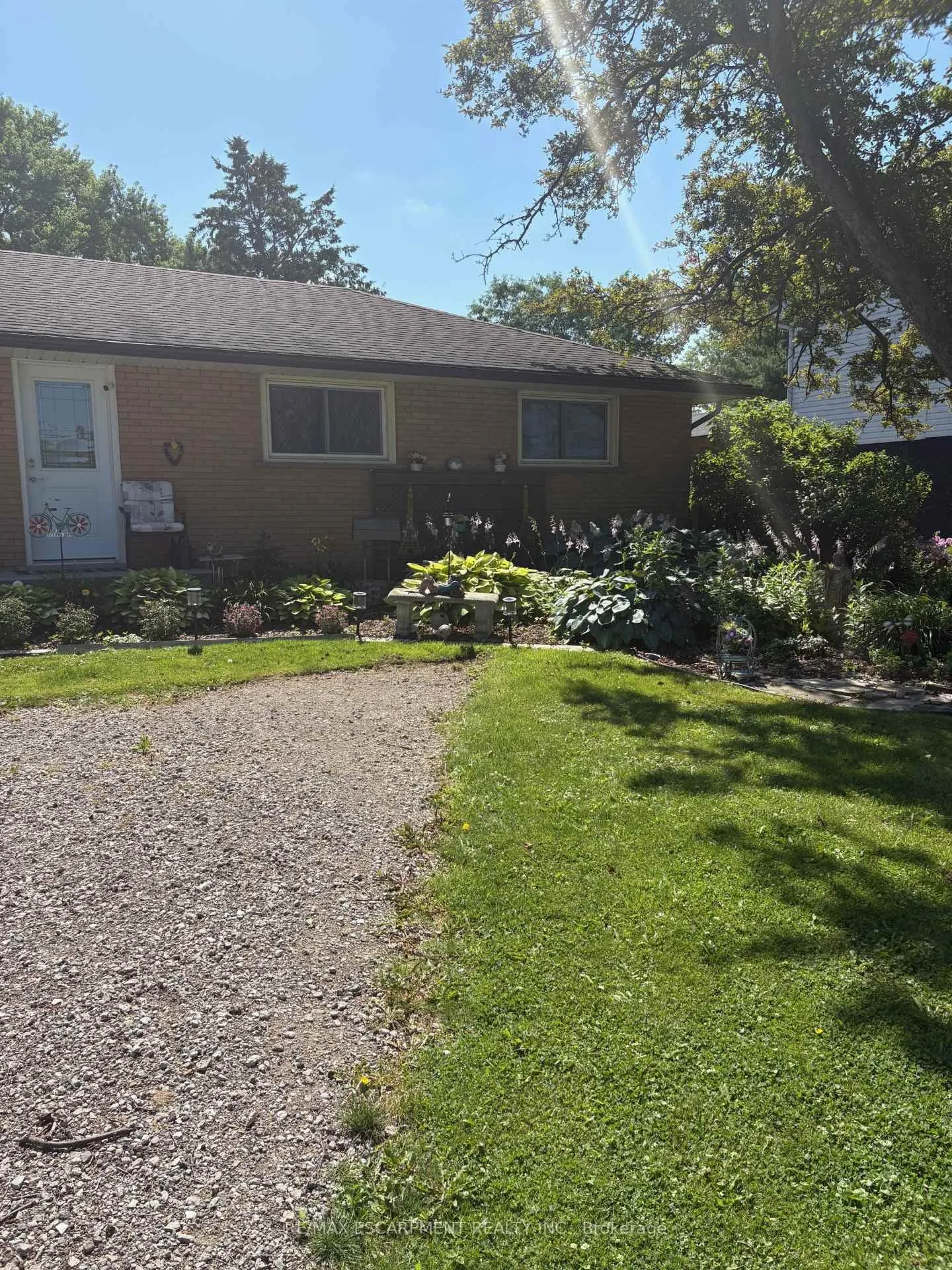 Photo 1 of 723 Glancaster Road, Hamilton, Rural Glanbrook — HOMEH