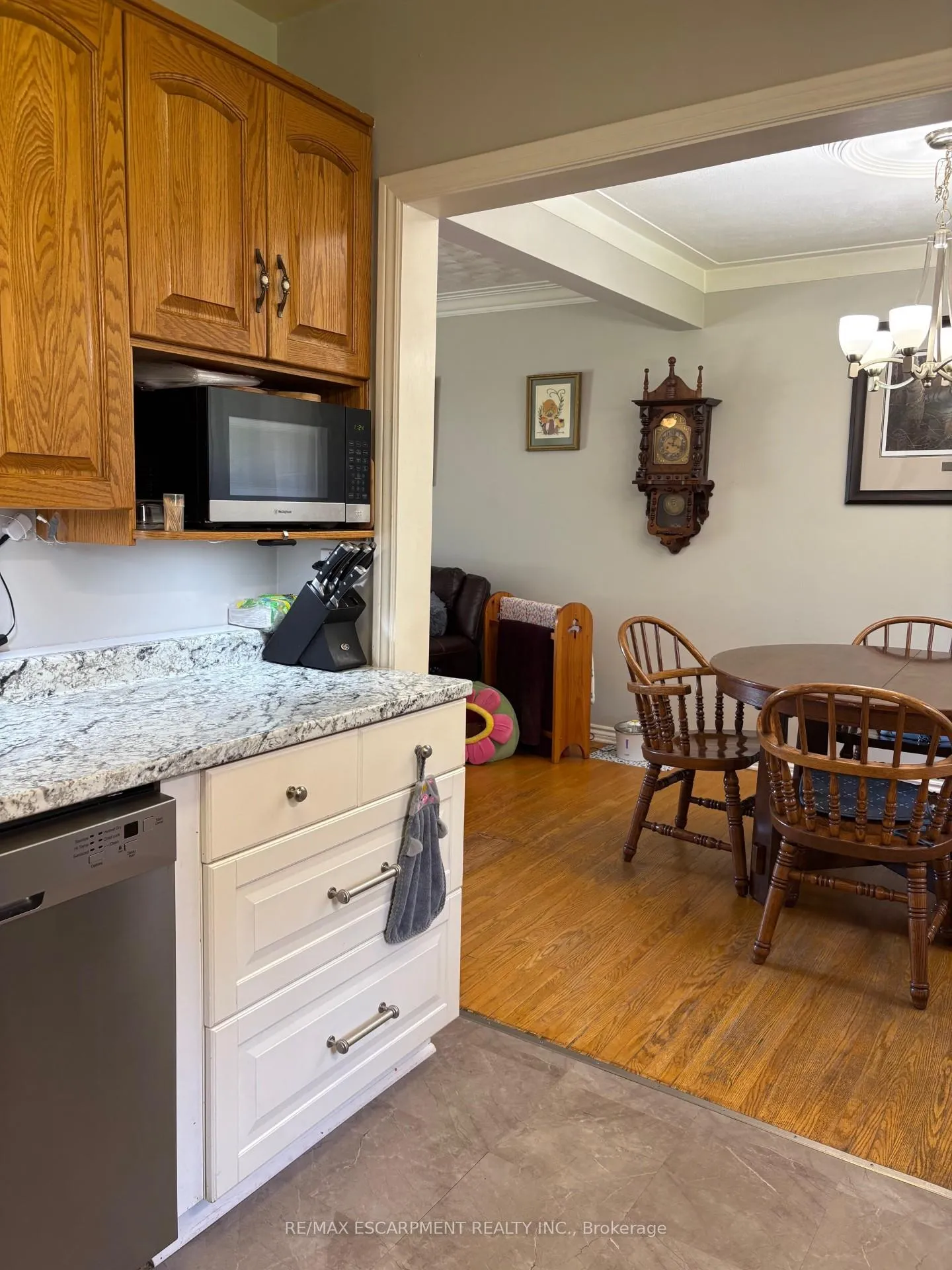 Photo 15 of 723 Glancaster Road, Hamilton, Rural Glanbrook — HOMEH