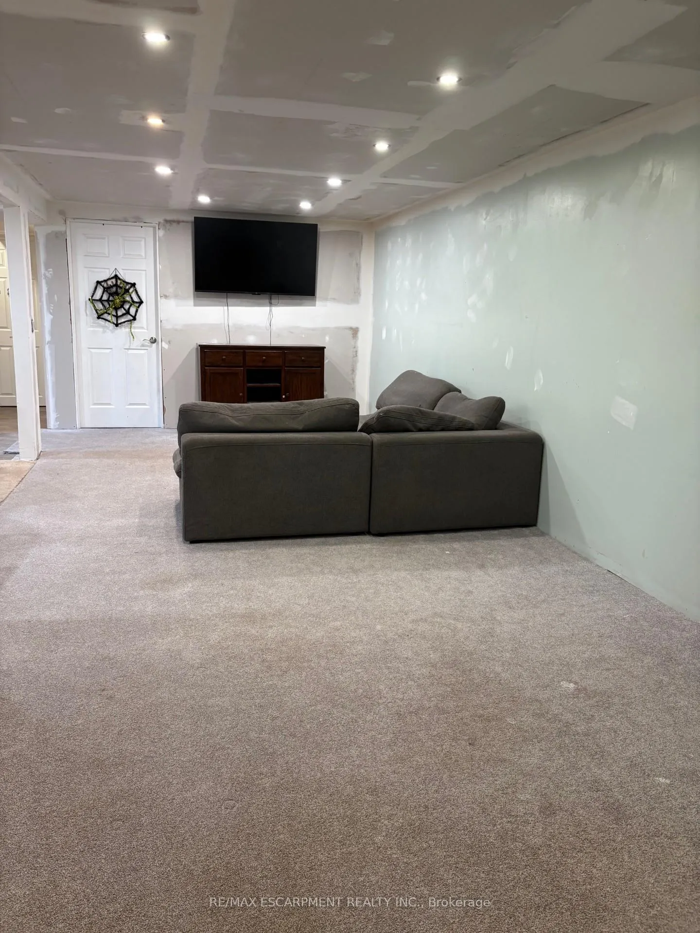 Photo 29 of 723 Glancaster Road, Hamilton, Rural Glanbrook — HOMEH