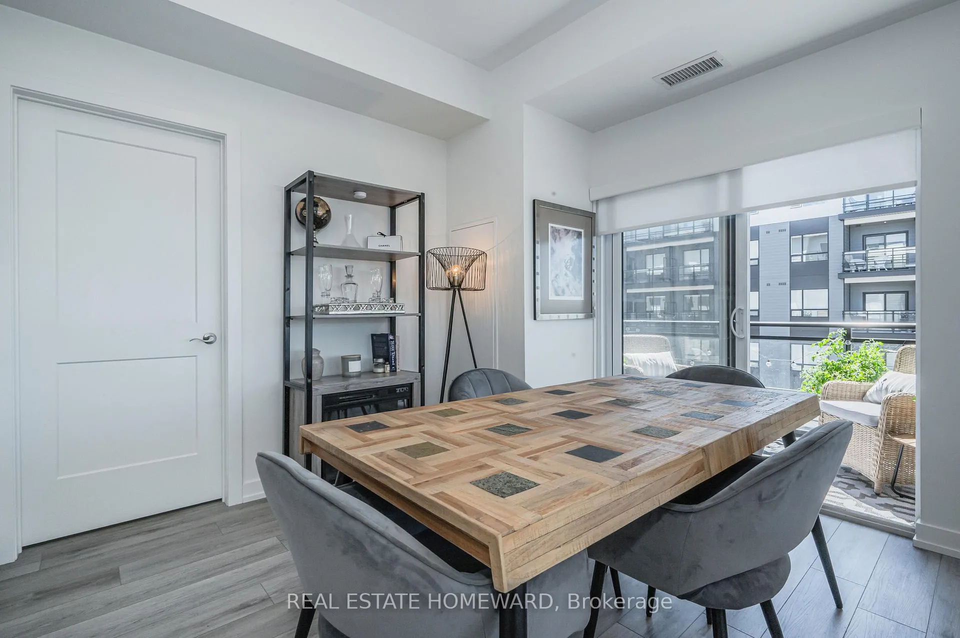 Photo 6 of Unit 412 B, 251 Northfield Drive, Waterloo — HOMEH