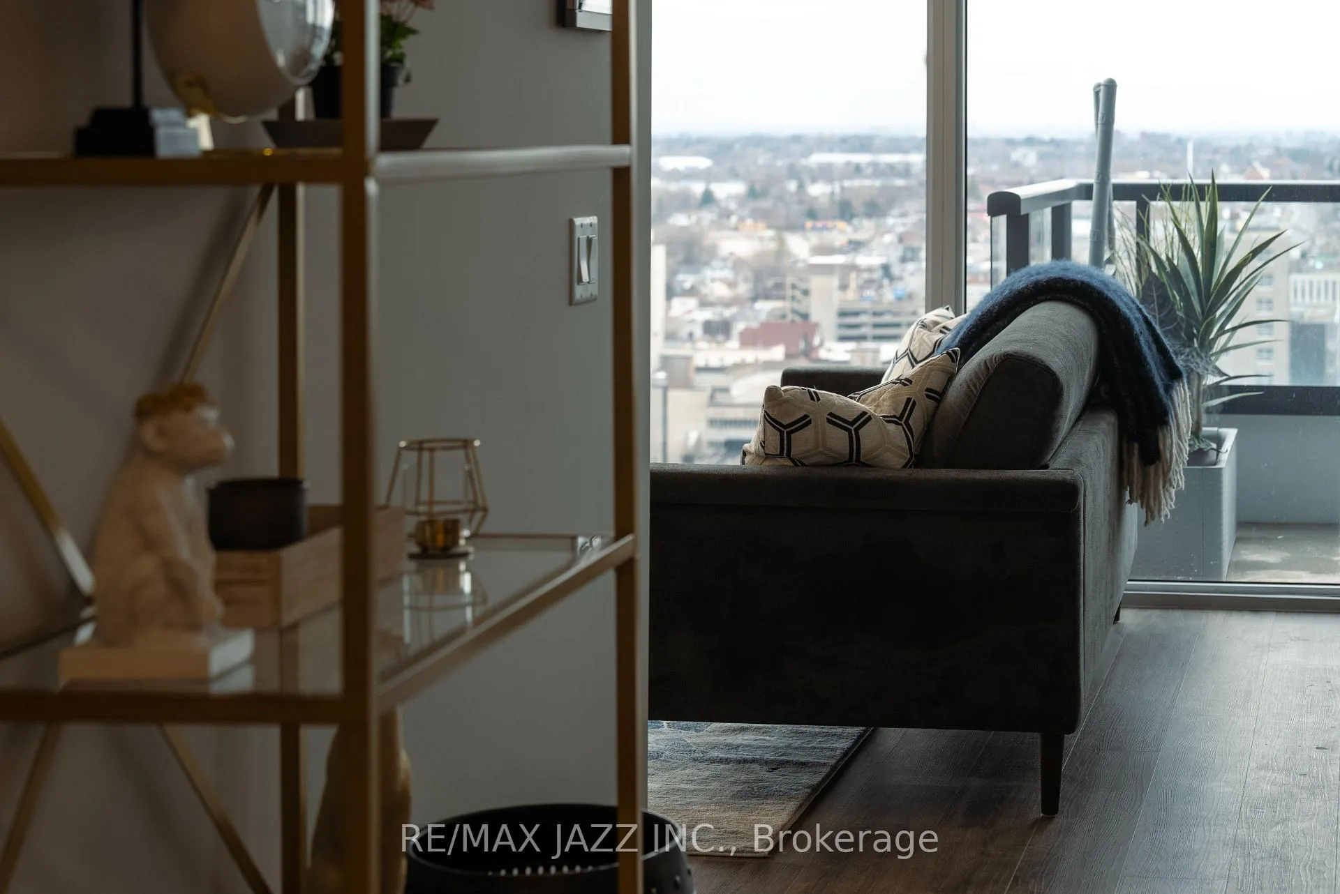 Photo 12 of Unit 1501, 80 Bond Street E, Oshawa, O'Neill — HOMEH