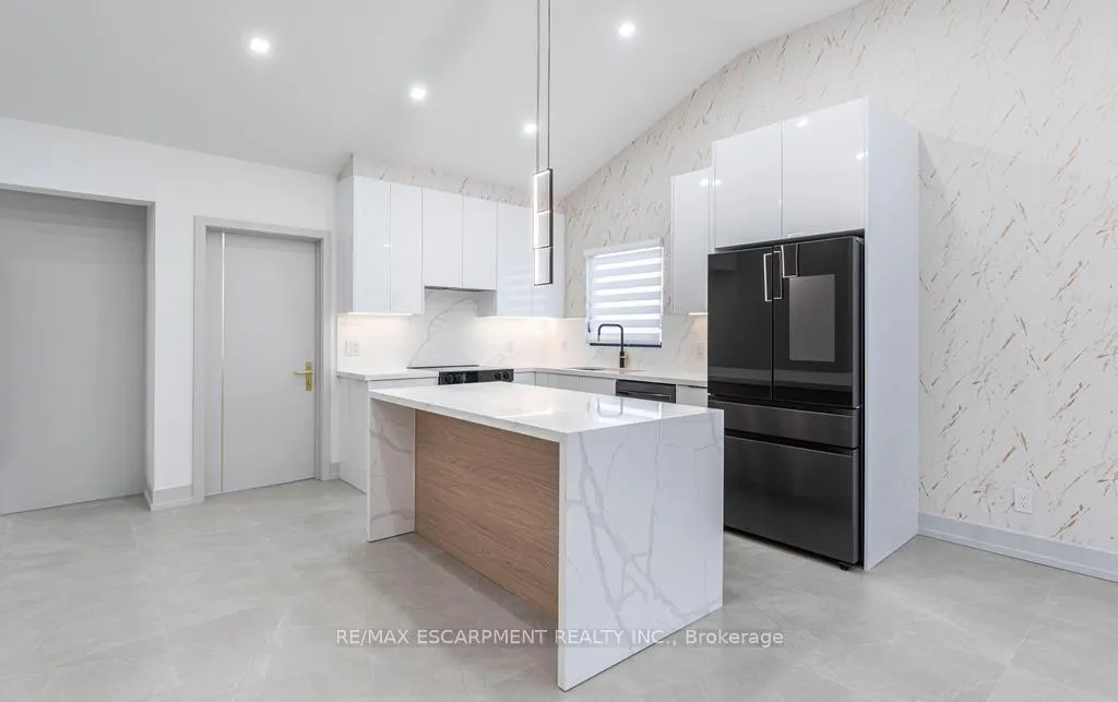 Photo 6 of 174 Roxborough Avenue, Hamilton, Stoney Creek — HOMEH