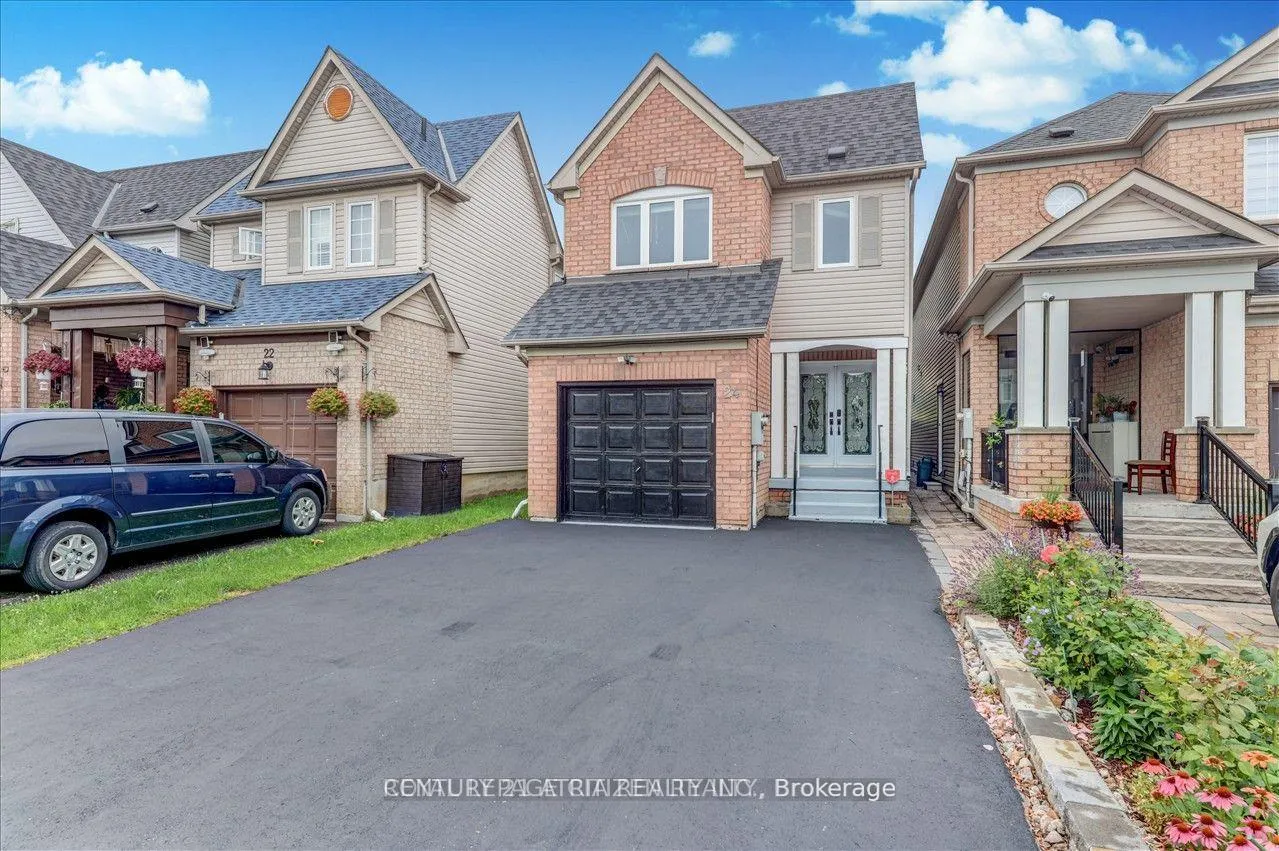 Photo 3 of Unit Upper, 24 Holloway Road, Markham, Cedarwood — HOMEH