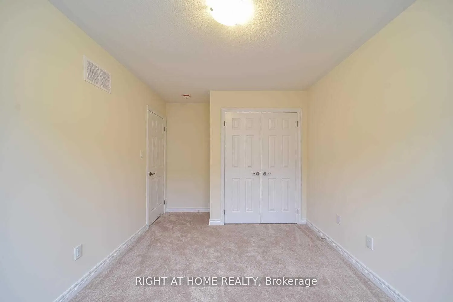 Front of Unit 38, 755 Linden Drive