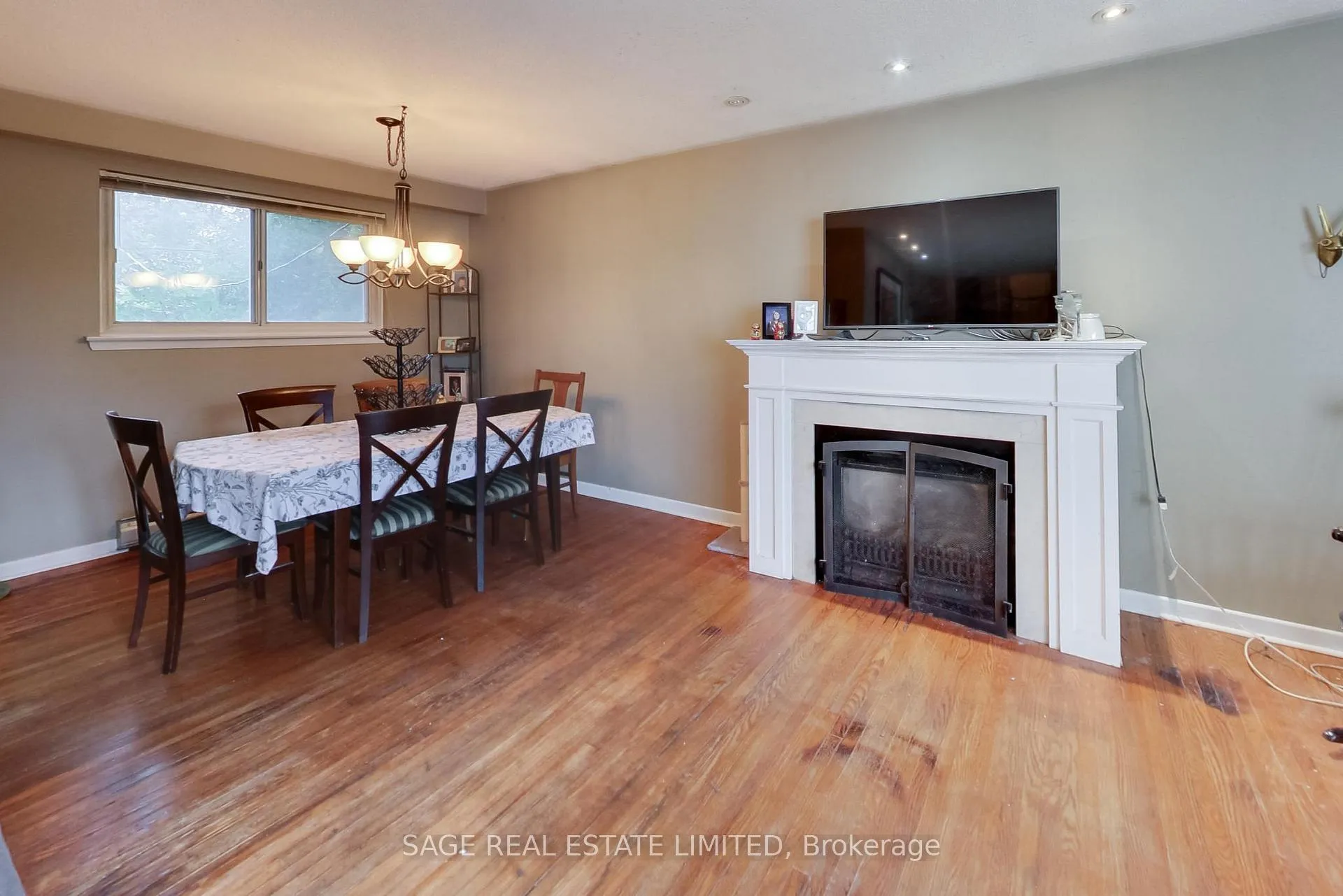 Photo 14 of 6 Dunsinane Drive, Markham, Royal Orchard — HOMEH