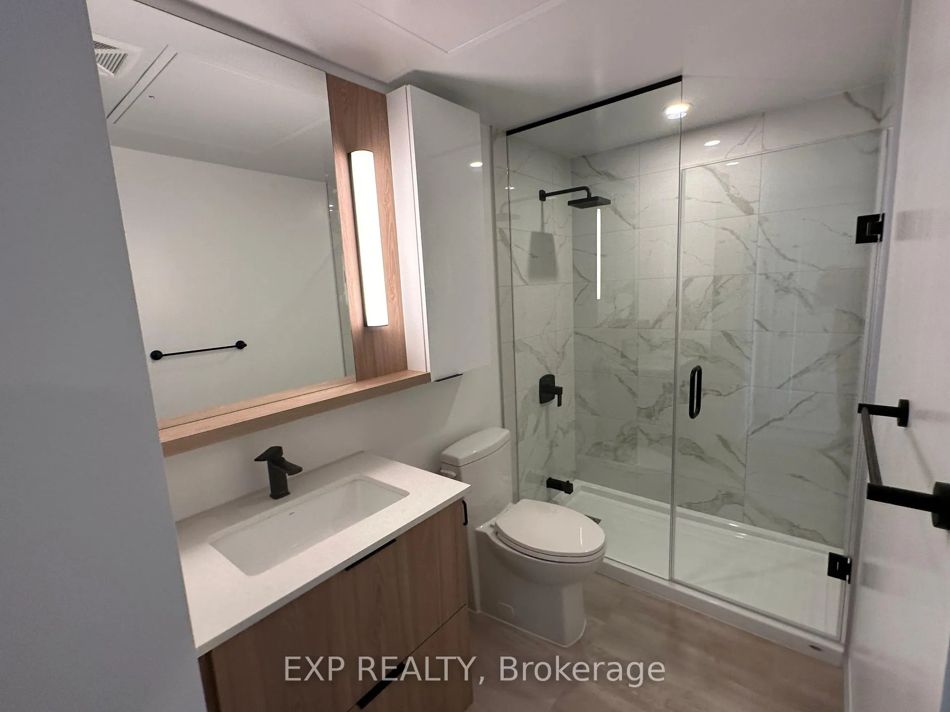 Photo 18 of Unit 3007, 5 Defries Street, Toronto, Regent Park — HOMEH