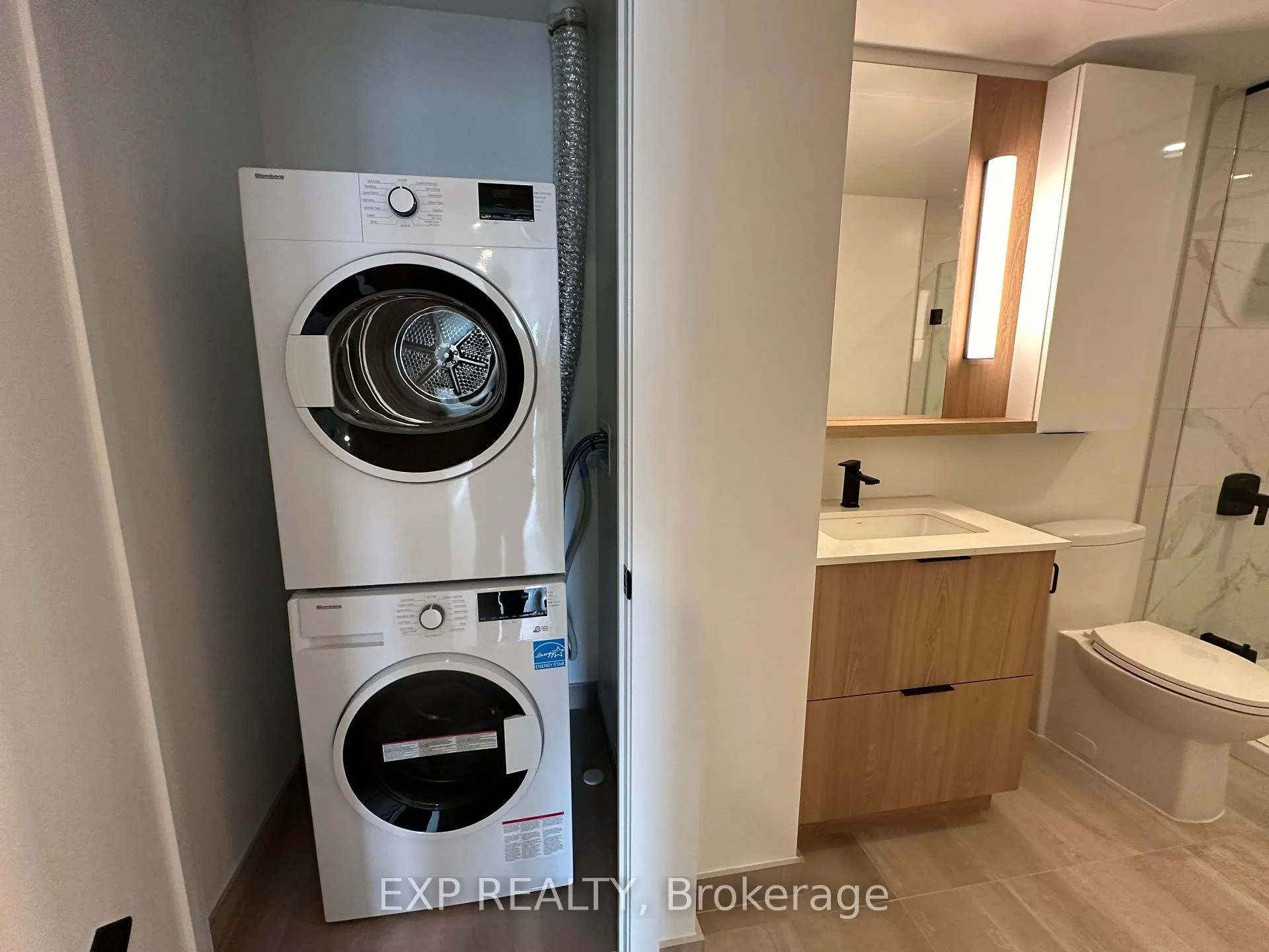 Photo 20 of Unit 3007, 5 Defries Street, Toronto, Regent Park — HOMEH
