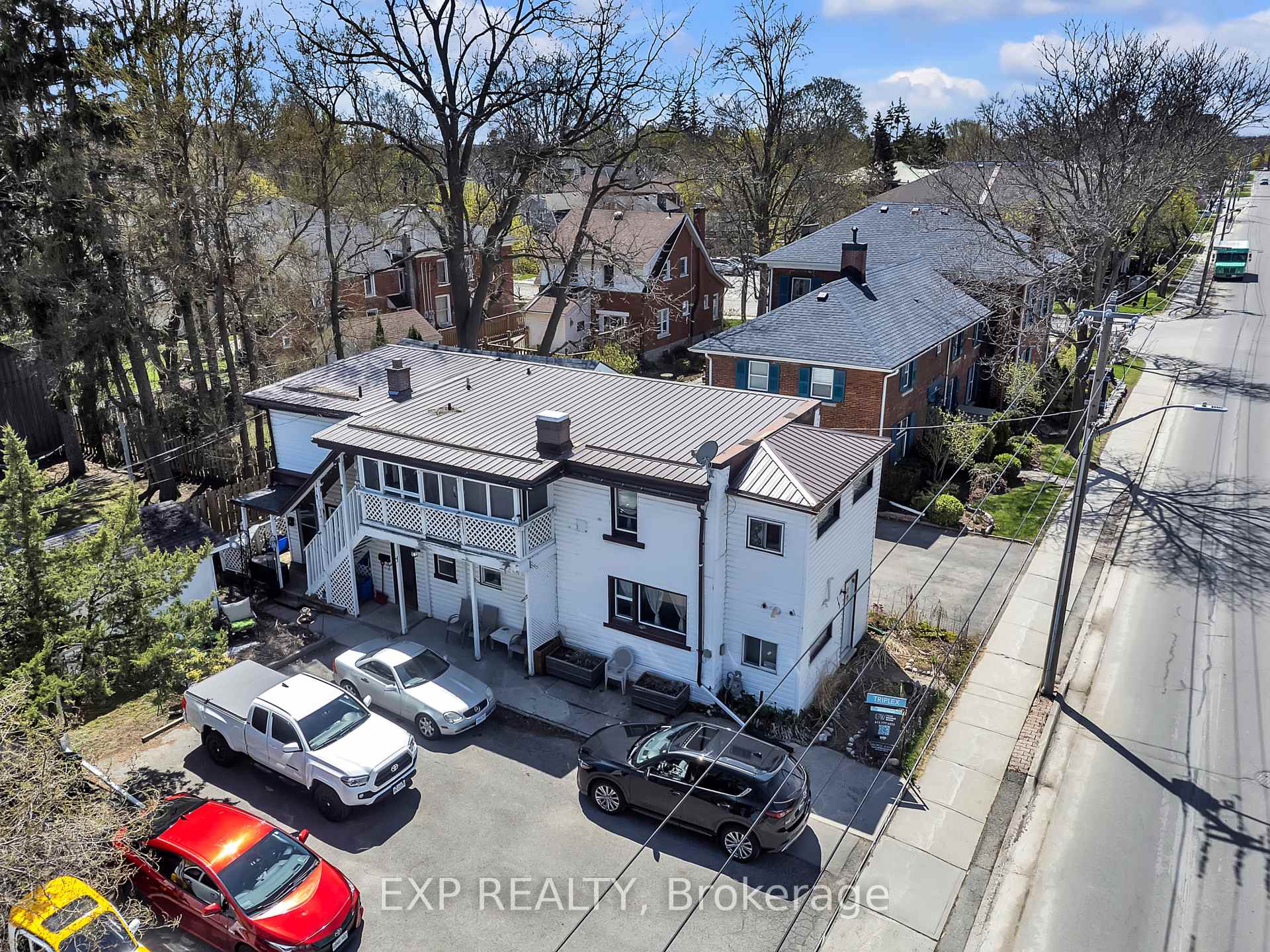 Front of 147 Victoria Avenue