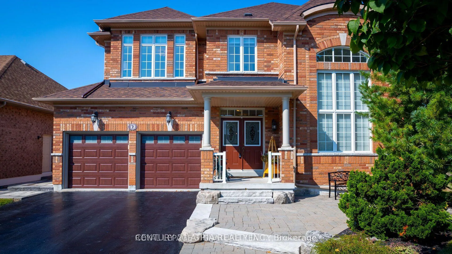 Photo 1 of 12 Coakwell, Markham, Box Grove — HOMEH