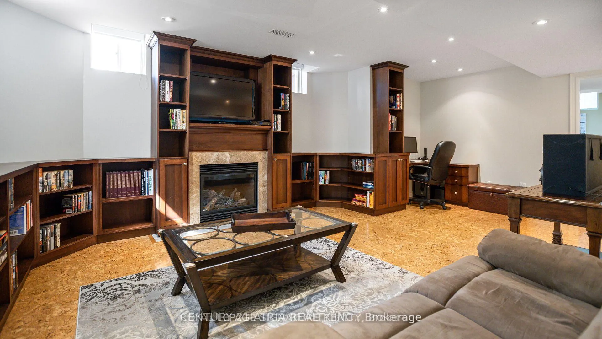 Photo 33 of 12 Coakwell, Markham, Box Grove — HOMEH