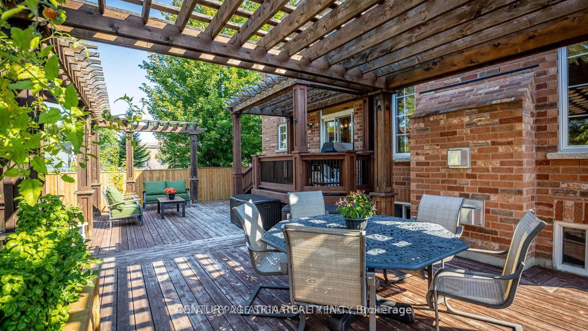 Photo 40 of 12 Coakwell, Markham, Box Grove — HOMEH