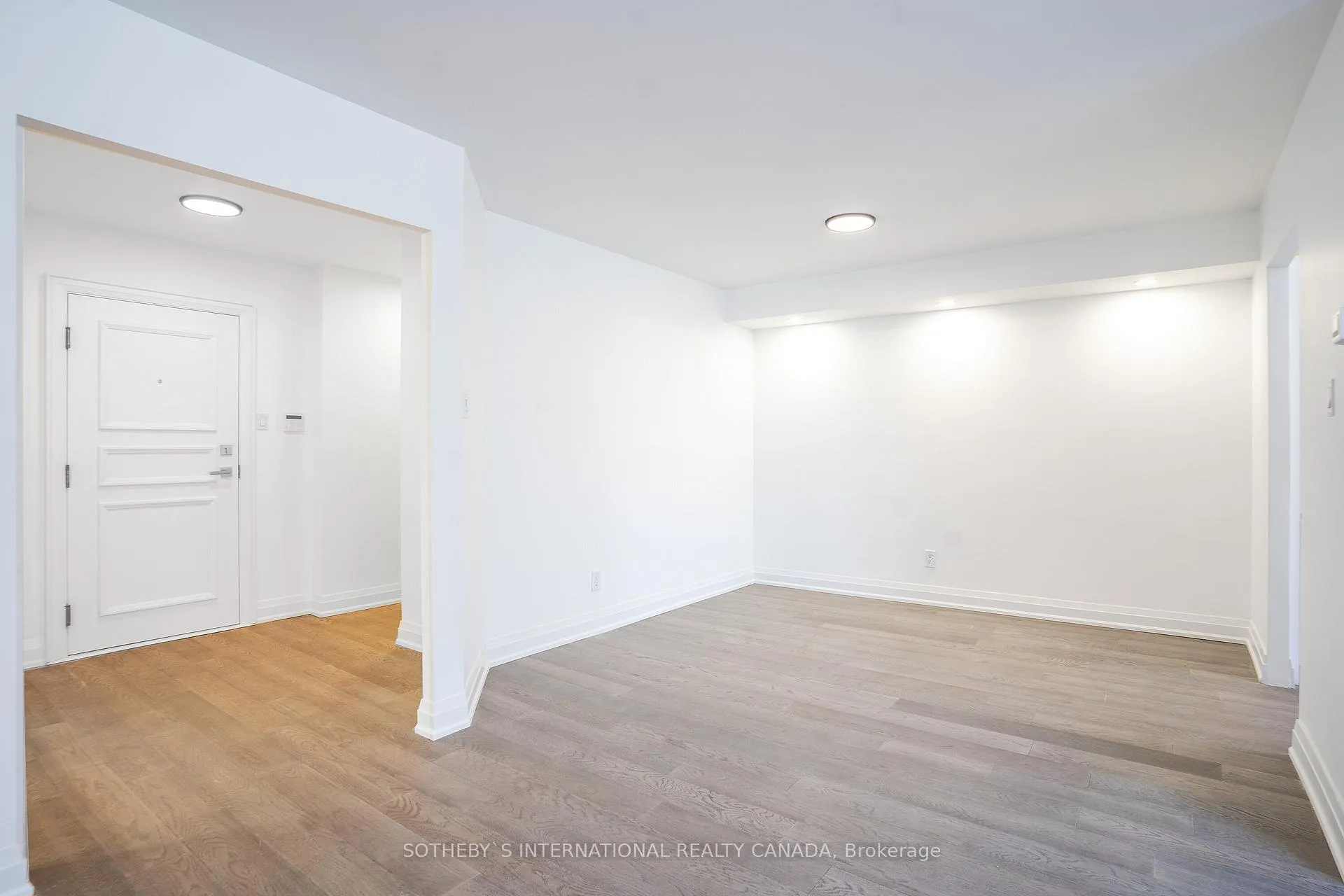 Photo 5 of Unit 603, 3800 Yonge Street, Toronto, Bedford Park-Nortown — HOMEH