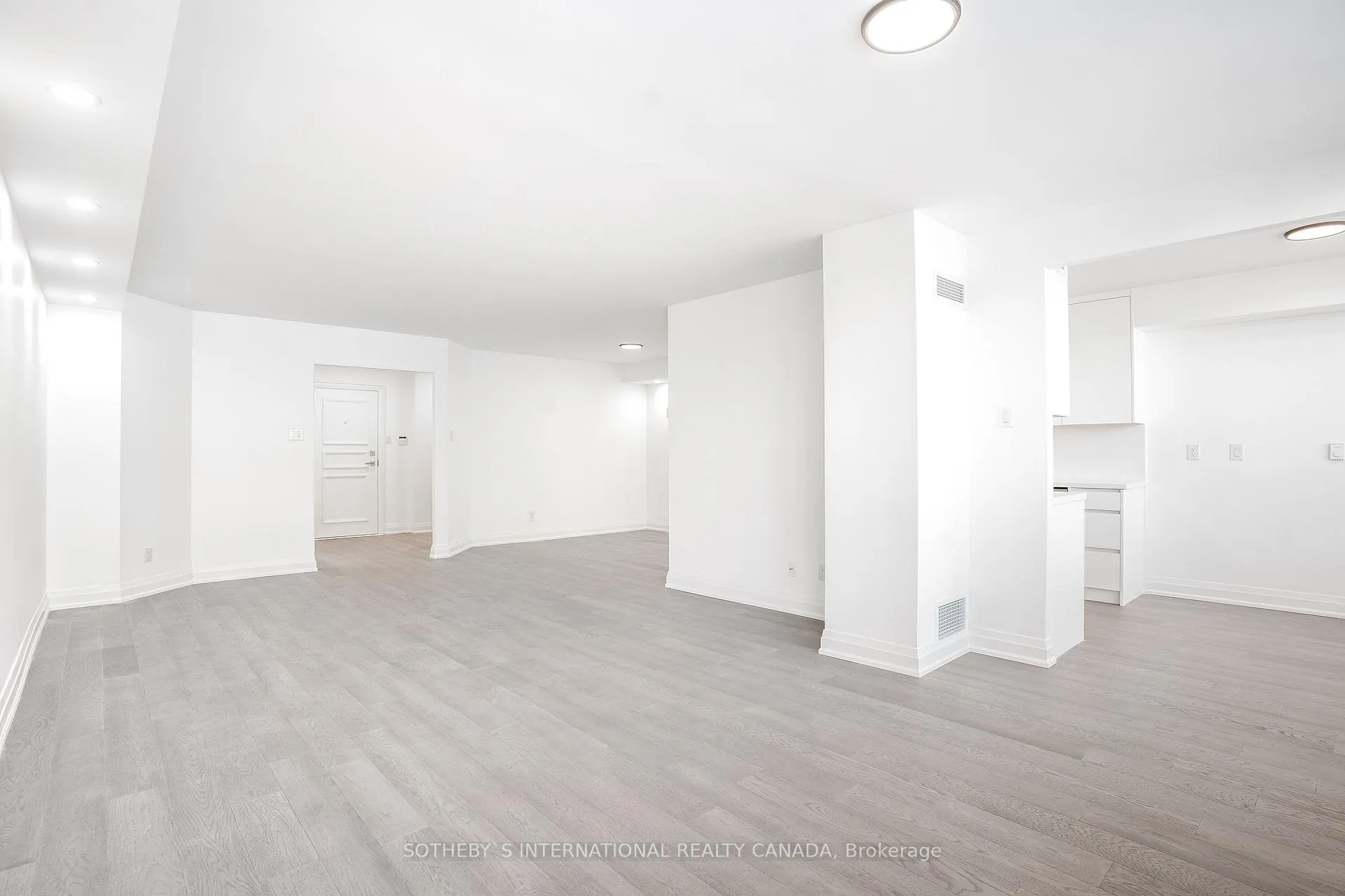 Photo 7 of Unit 603, 3800 Yonge Street, Toronto, Bedford Park-Nortown — HOMEH