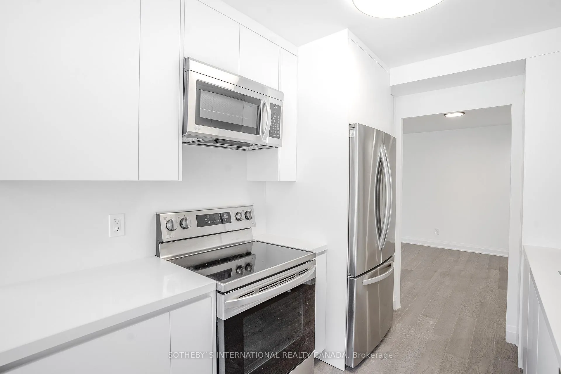 Photo 14 of Unit 603, 3800 Yonge Street, Toronto, Bedford Park-Nortown — HOMEH