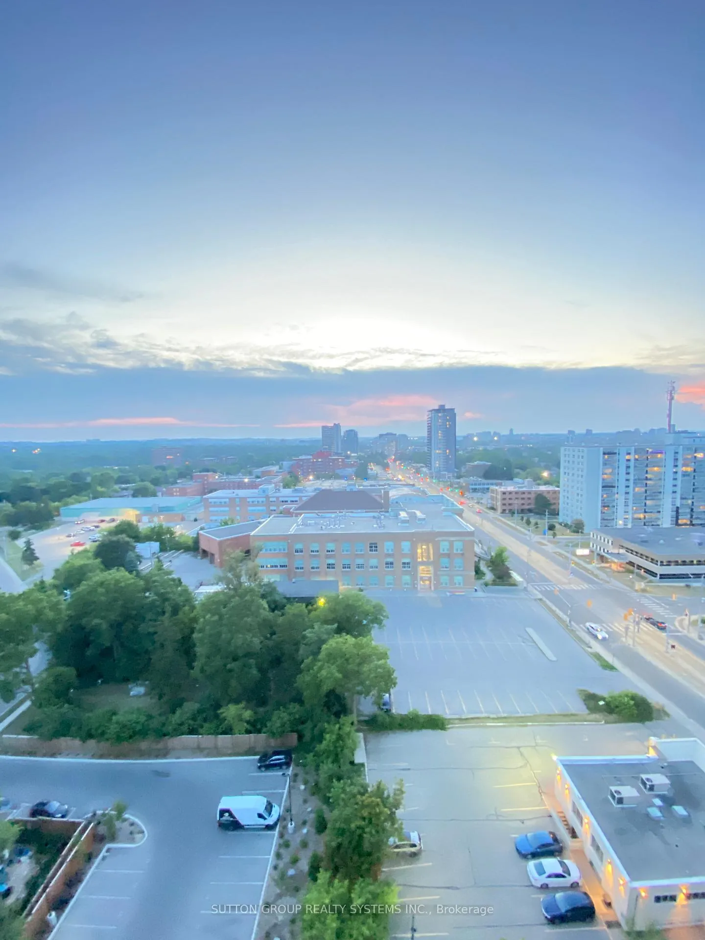 Photo 11 of Unit 1311, 741 King Street W, Kitchener — HOMEH