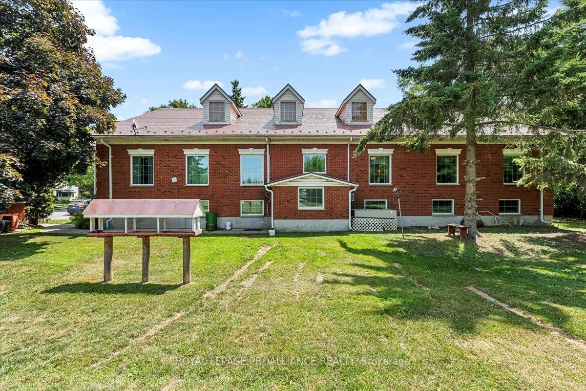 Photo 8 of 320 Colborne Street, Tweed, Tweed (Village) — HOMEH