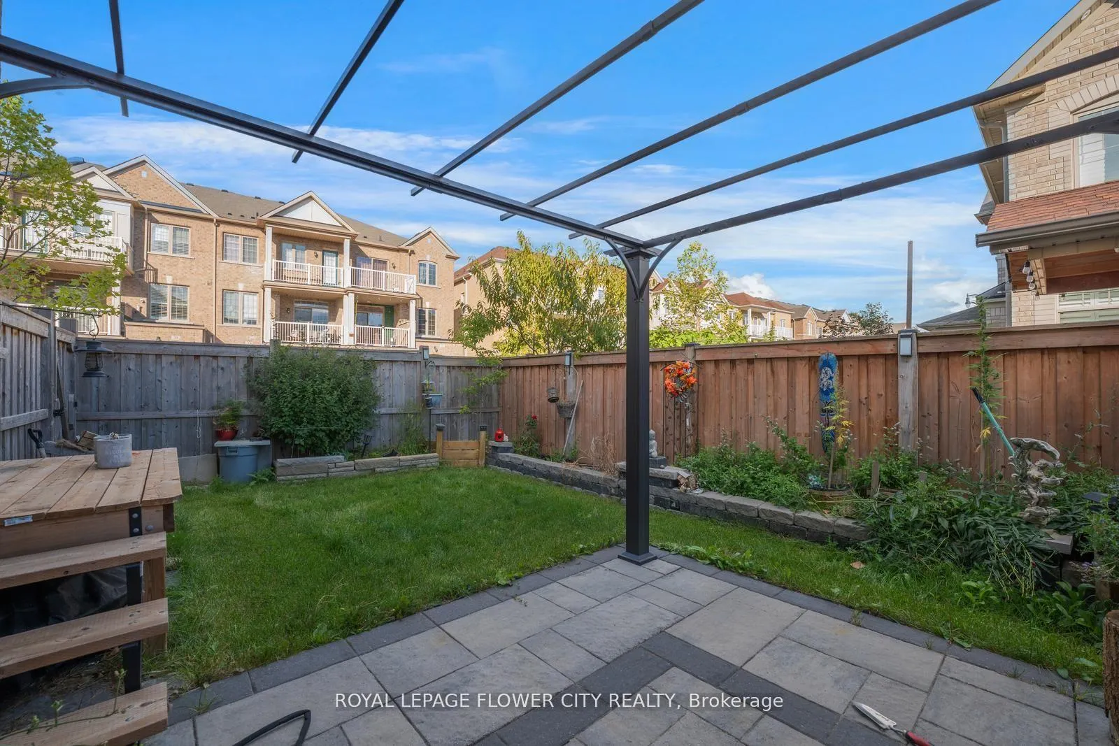 Photo 41 of 14 Labrish Road, Brampton, Northwest Brampton — HOMEH