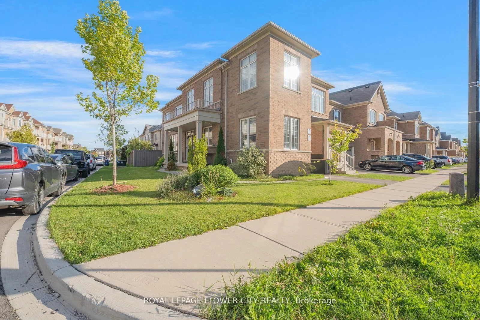 Photo 42 of 14 Labrish Road, Brampton, Northwest Brampton — HOMEH