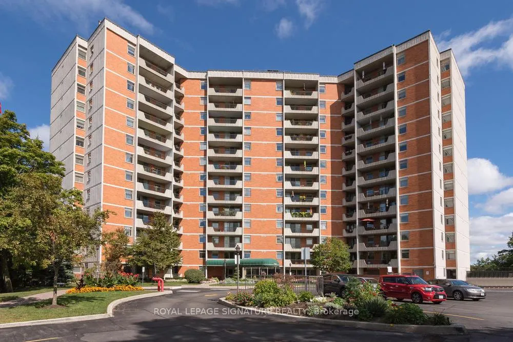 Photo 2 of Unit 1208, 7811 Yonge Street, Markham, Thornhill — HOMEH
