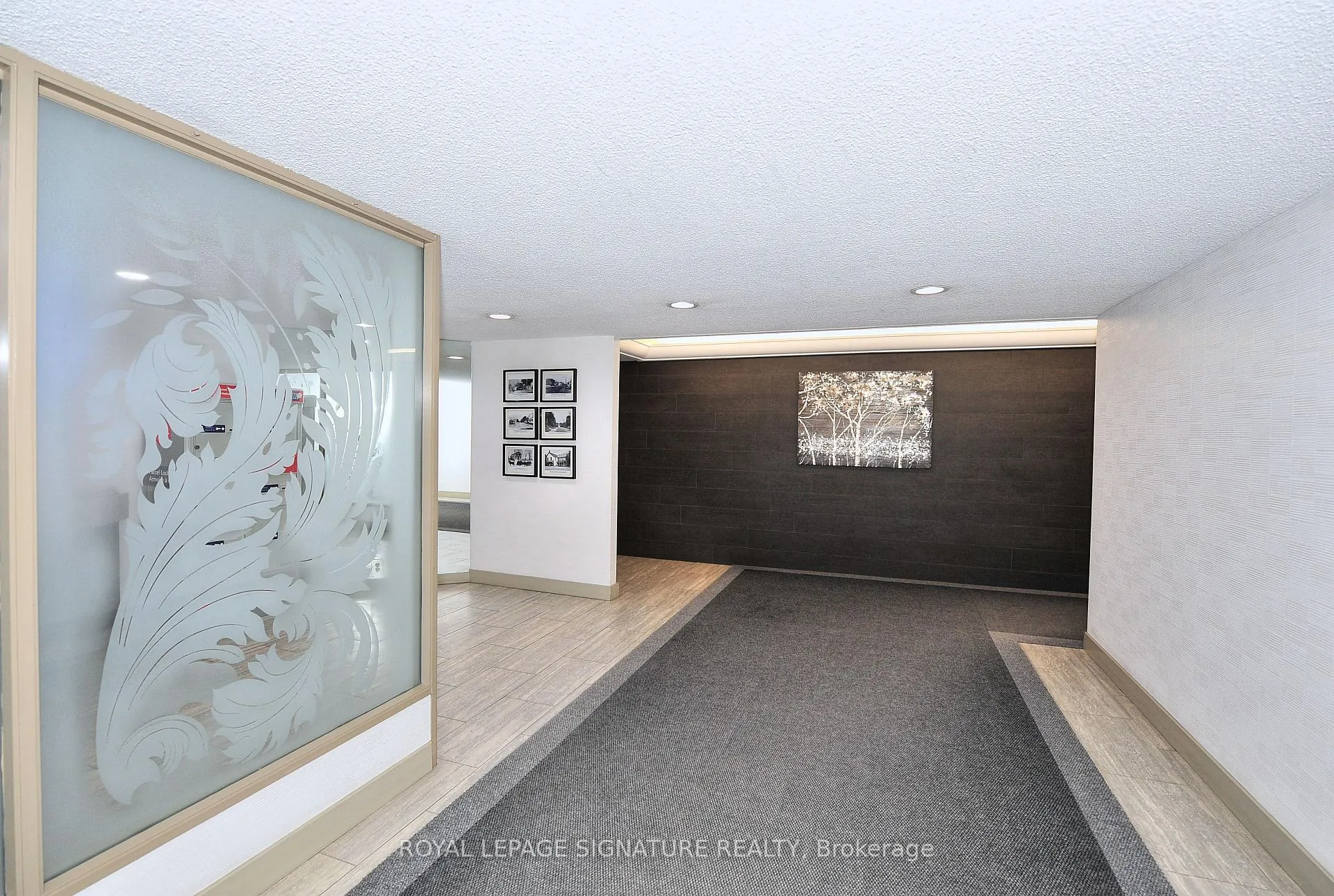 Photo 5 of Unit 1208, 7811 Yonge Street, Markham, Thornhill — HOMEH