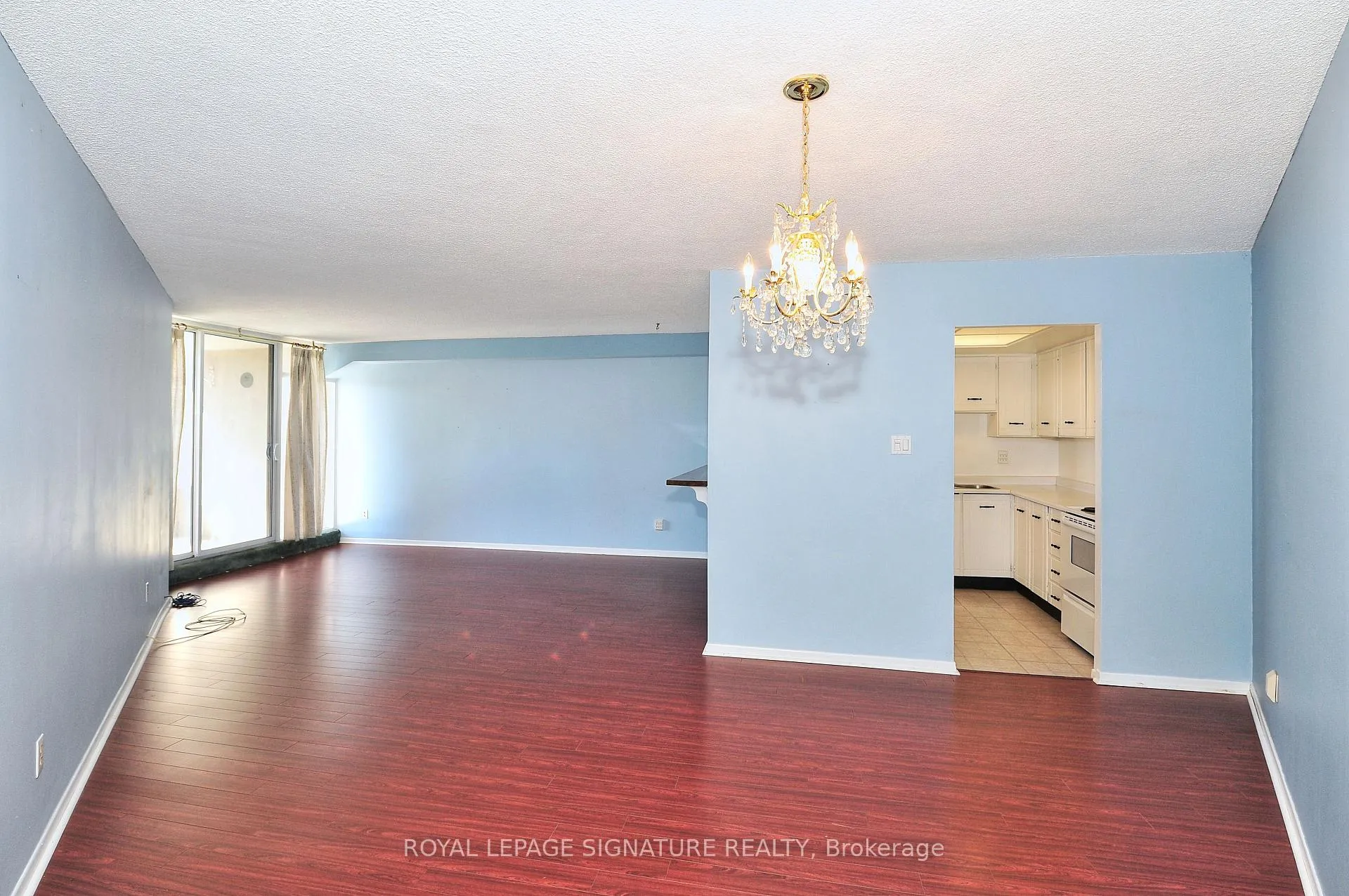 Photo 9 of Unit 1208, 7811 Yonge Street, Markham, Thornhill — HOMEH