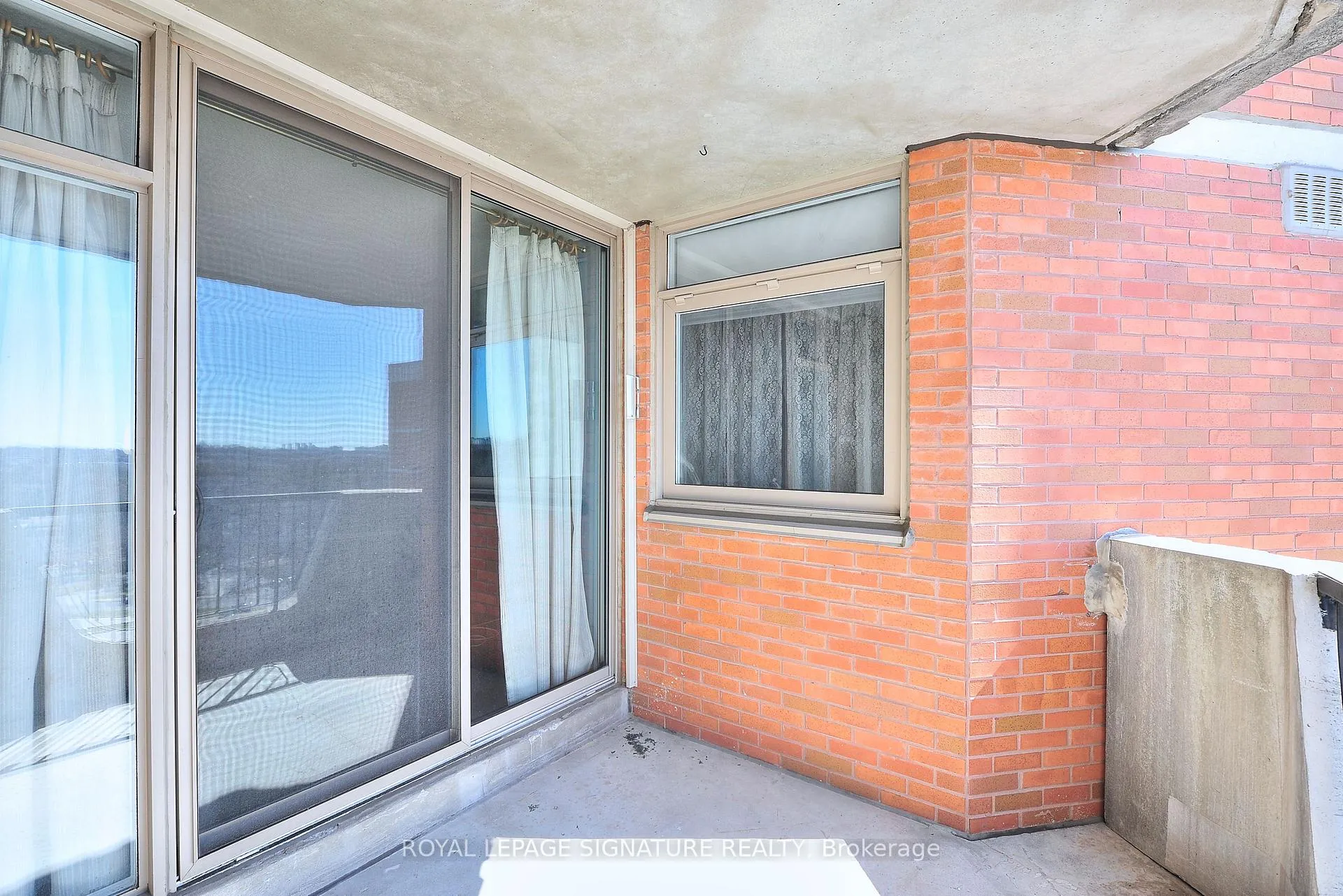 Photo 27 of Unit 1208, 7811 Yonge Street, Markham, Thornhill — HOMEH