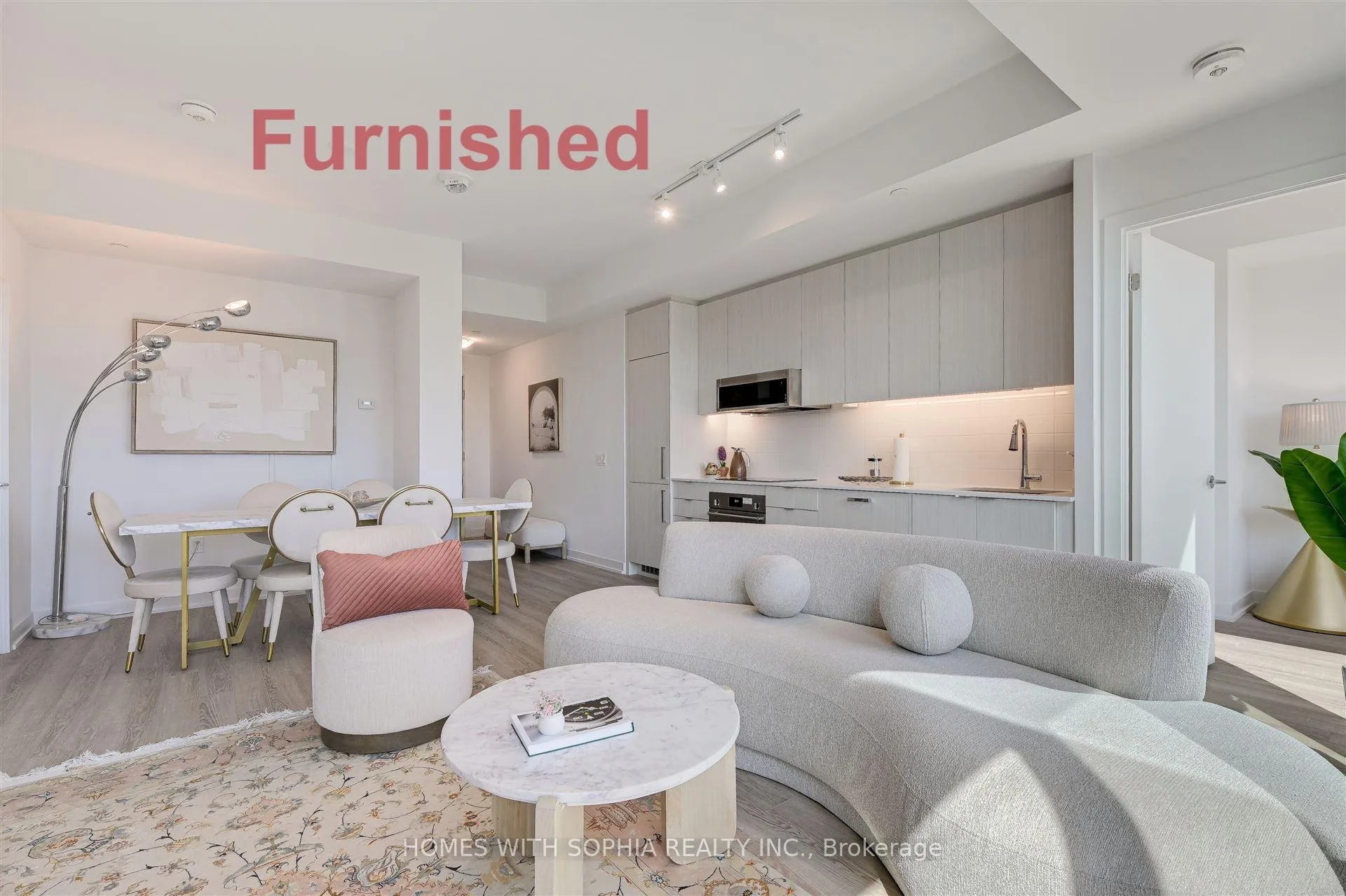 Front of Unit 607, 250 Lawrence Avenue W