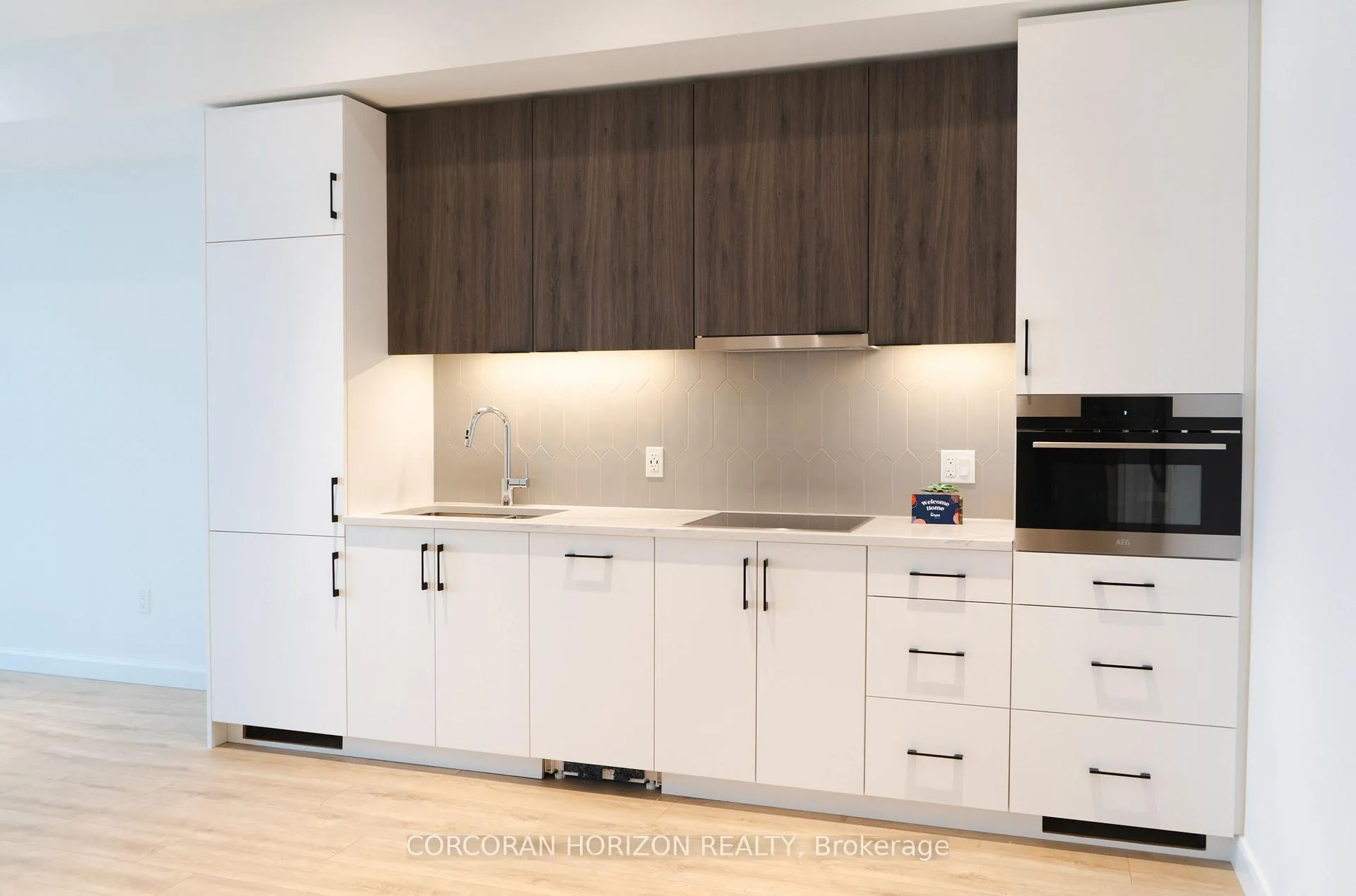 Photo 7 of Unit 1802, 741 King Street W, Kitchener, KW Hospital — HOMEH