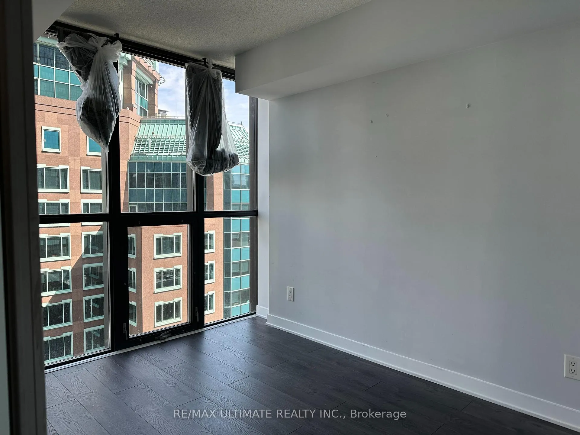 Photo 5 of Unit 1701, 110 Charles Street E, Toronto, Church-Yonge Corridor — HOMEH