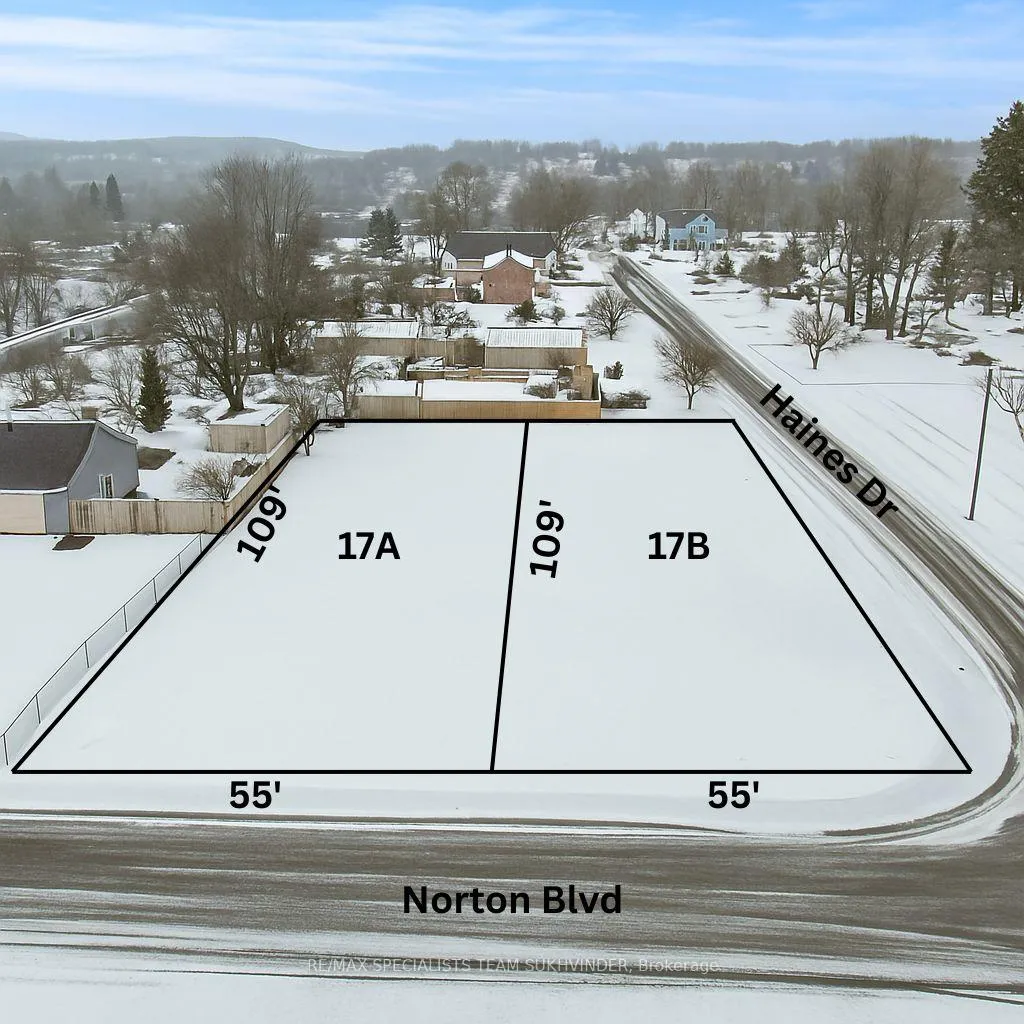 Photo 6 of Unit B, 17 Norton Boulevard, Caledon, Bolton East — HOMEH