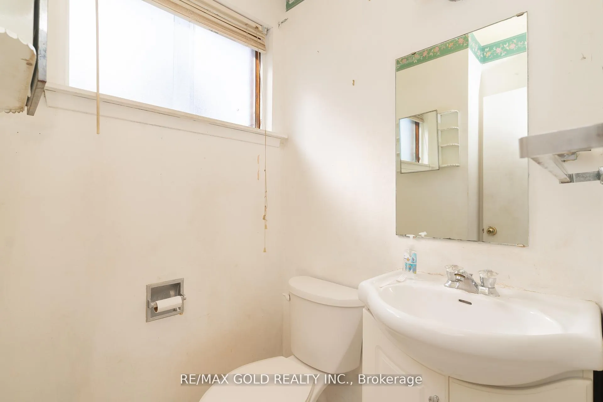 Photo 15 of 1 Dartnell Place, Brampton, Southgate — HOMEH