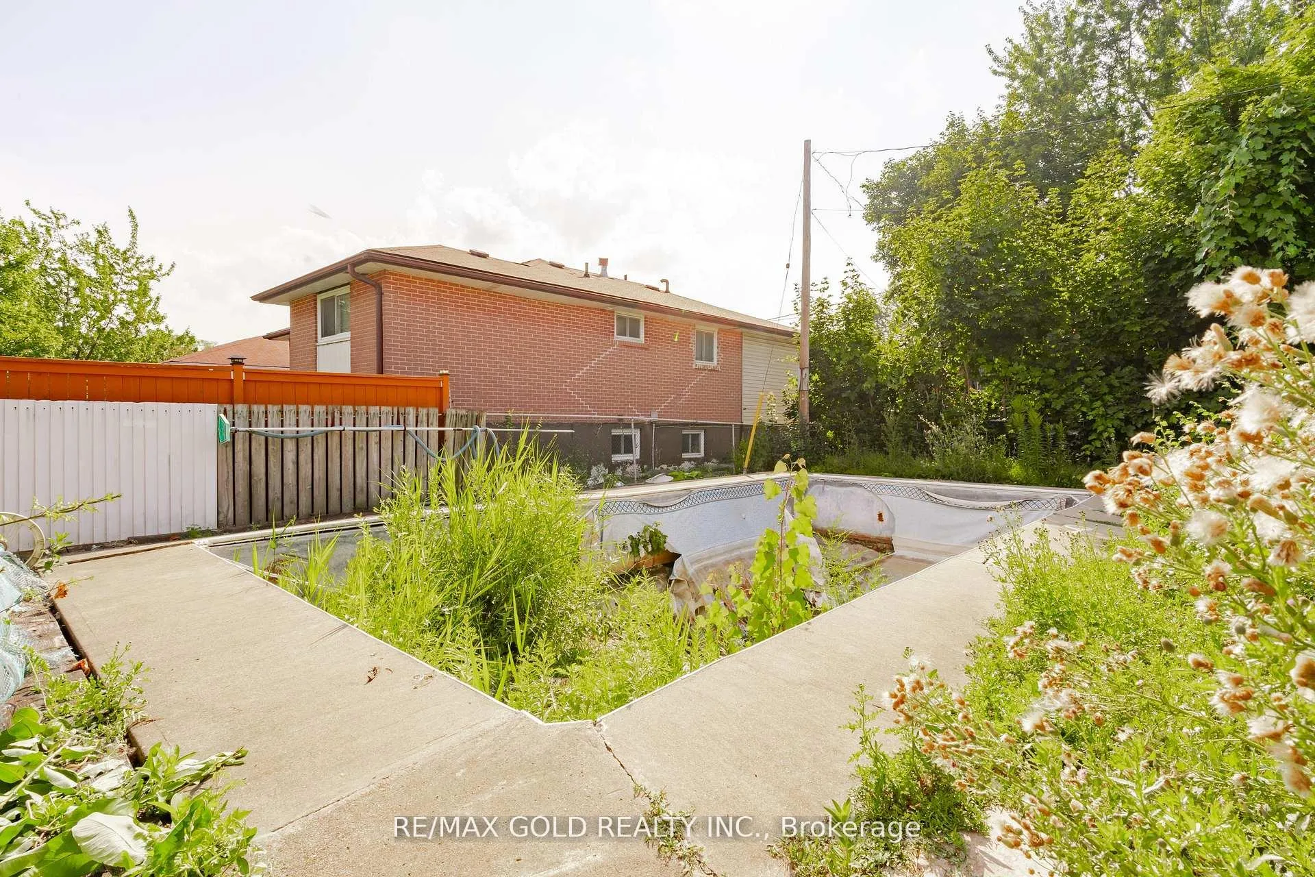 Photo 32 of 1 Dartnell Place, Brampton, Southgate — HOMEH