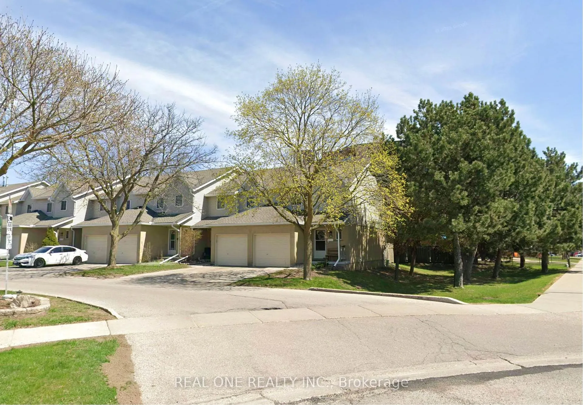 Photo 1 of Unit 60, 10 Holborn Court, Kitchener — HOMEH