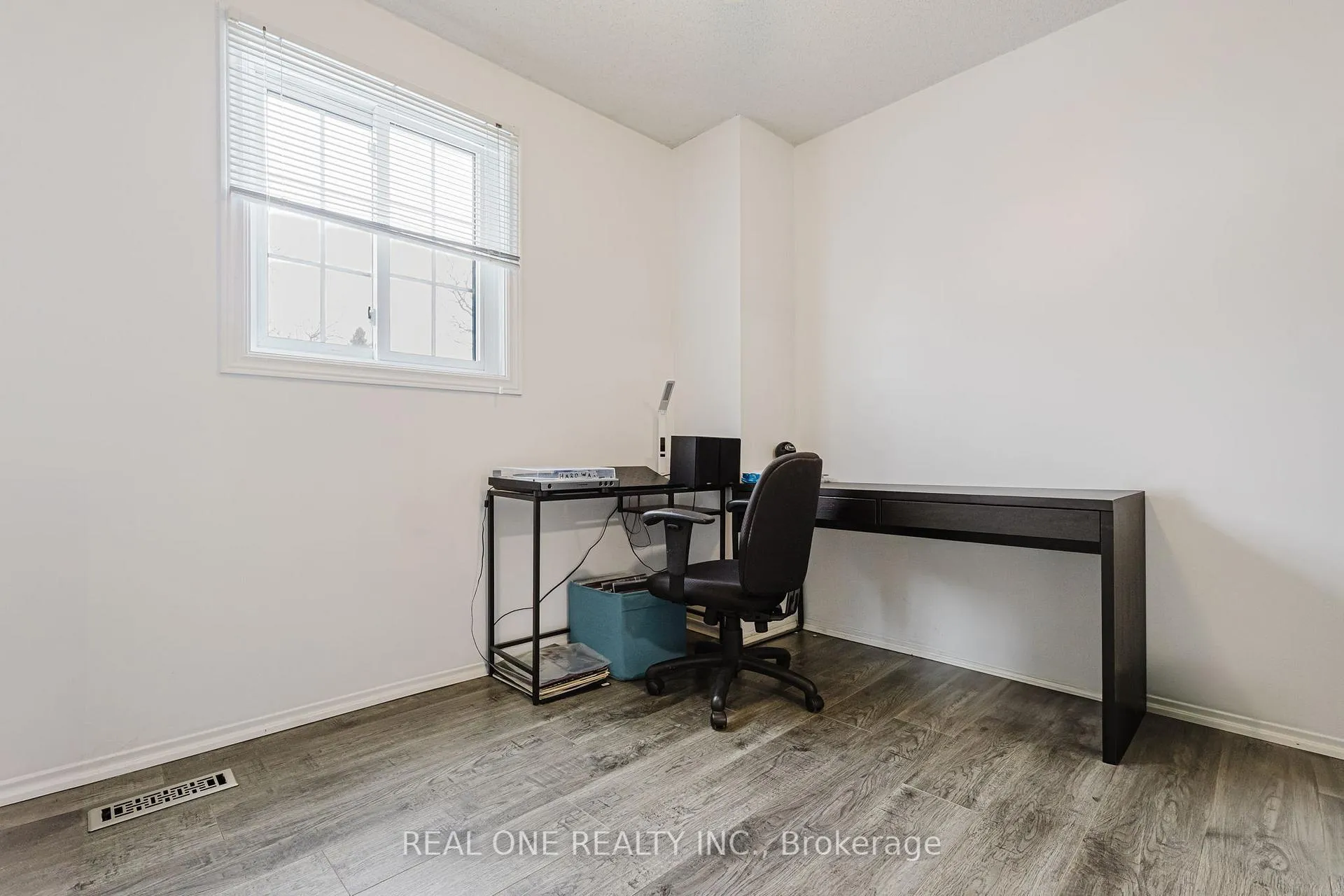 Photo 15 of Unit 60, 10 Holborn Court, Kitchener — HOMEH